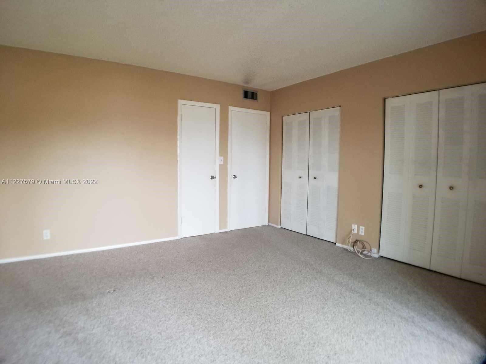 MARINER IV CONDO - Residential