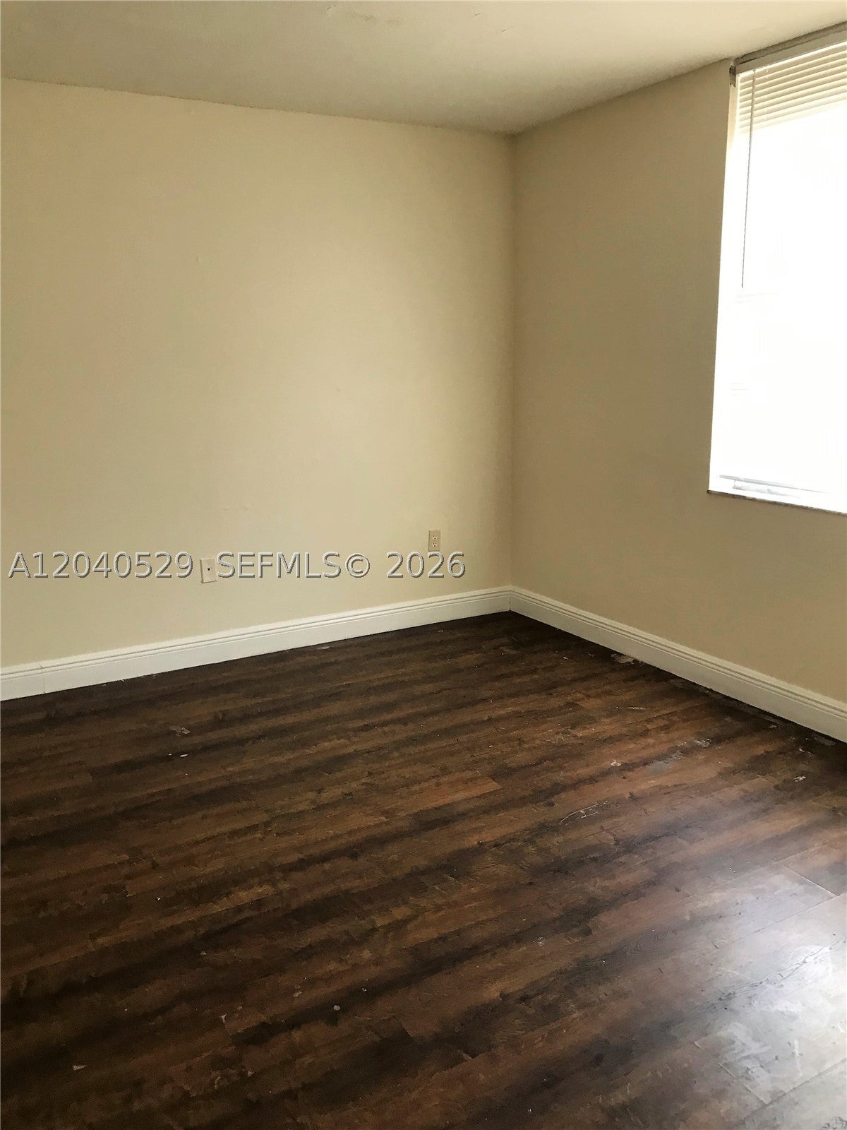 10000 NW 80 Ct 2537