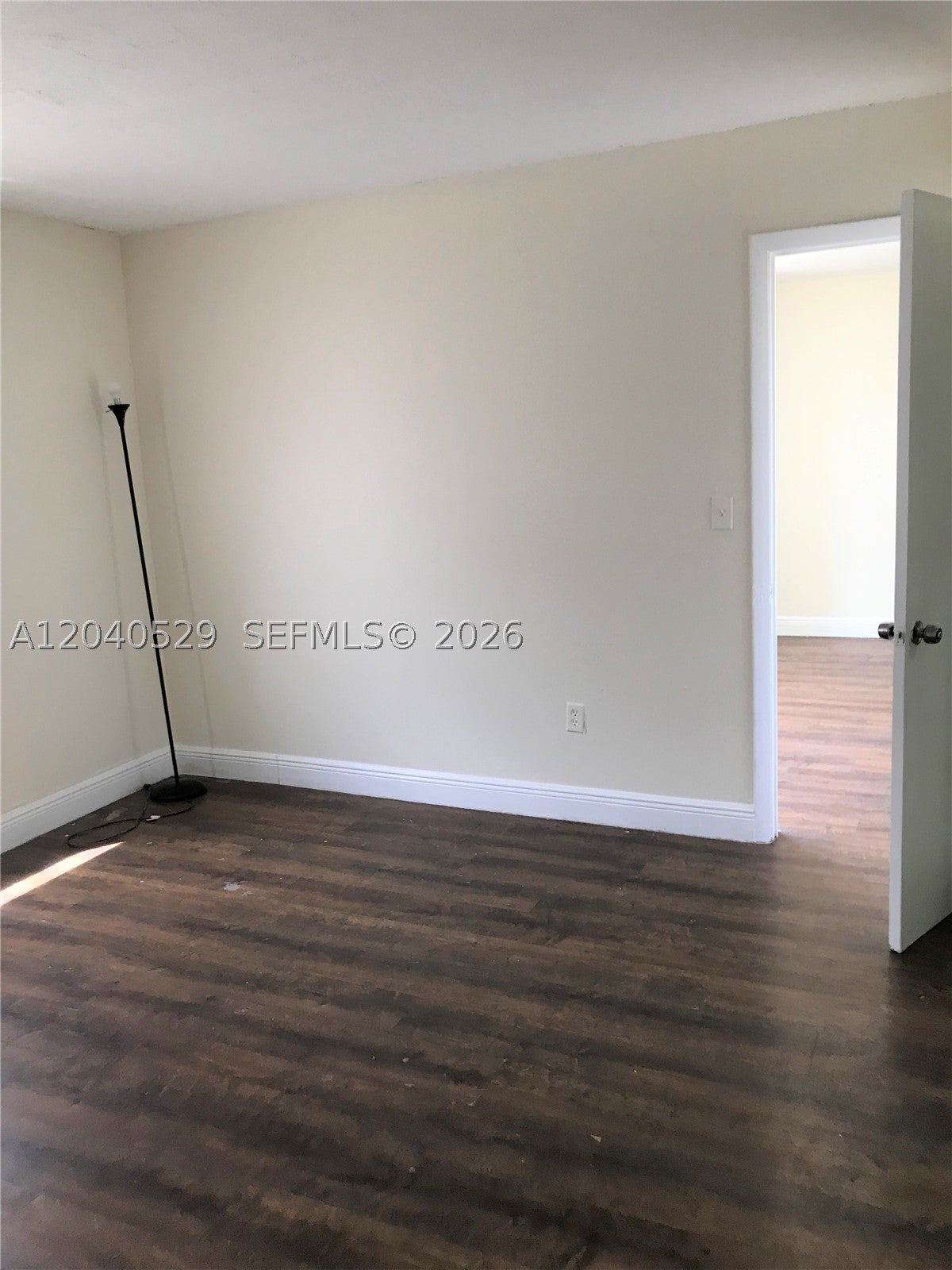 10000 NW 80 Ct 2537