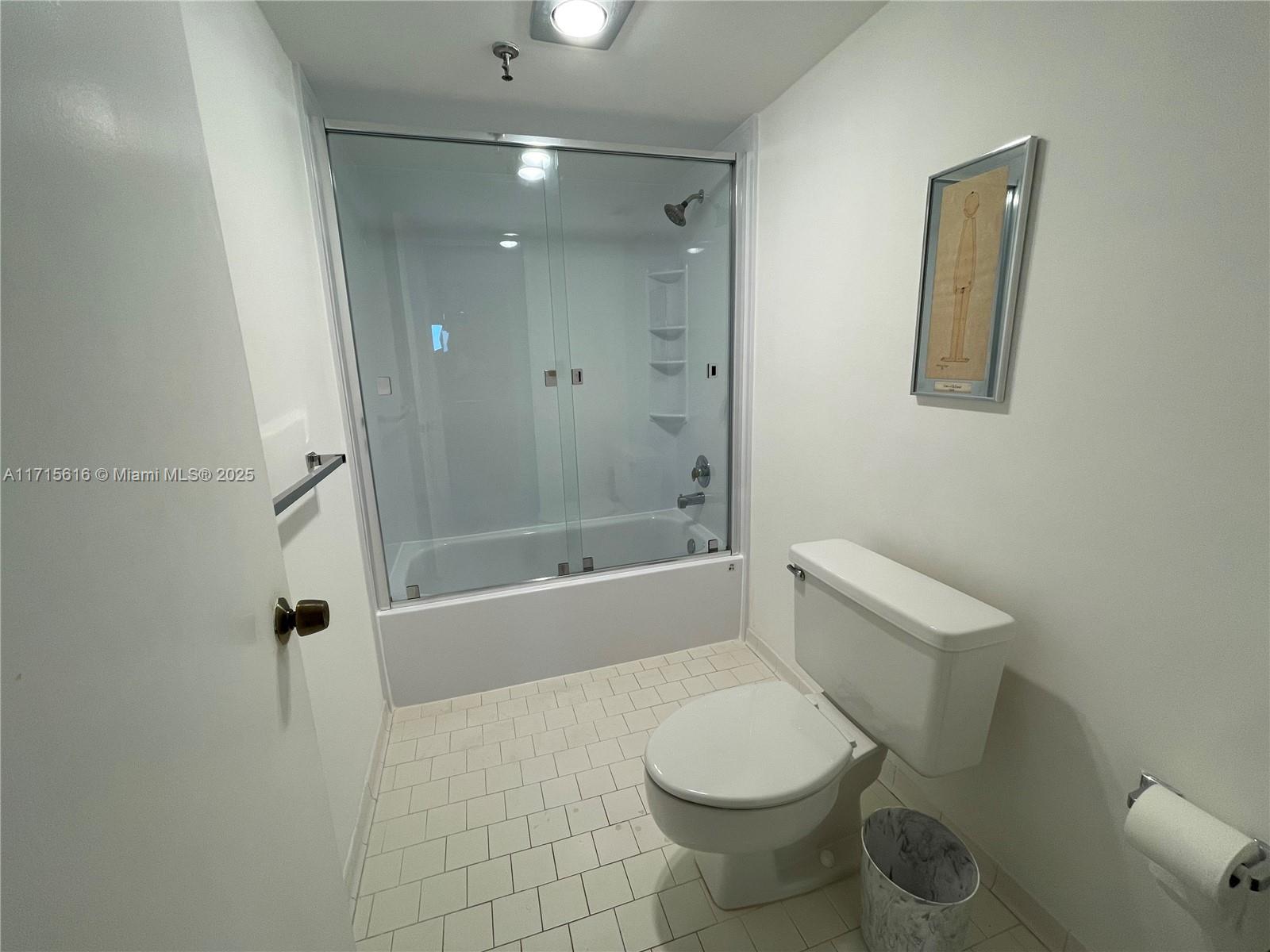REGENCY HIGHLAND CLUB CON - Residential