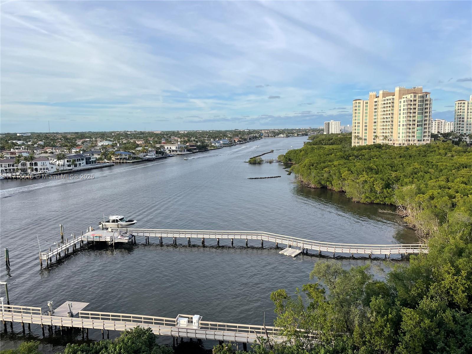 REGENCY HIGHLAND CLUB CON - Residential