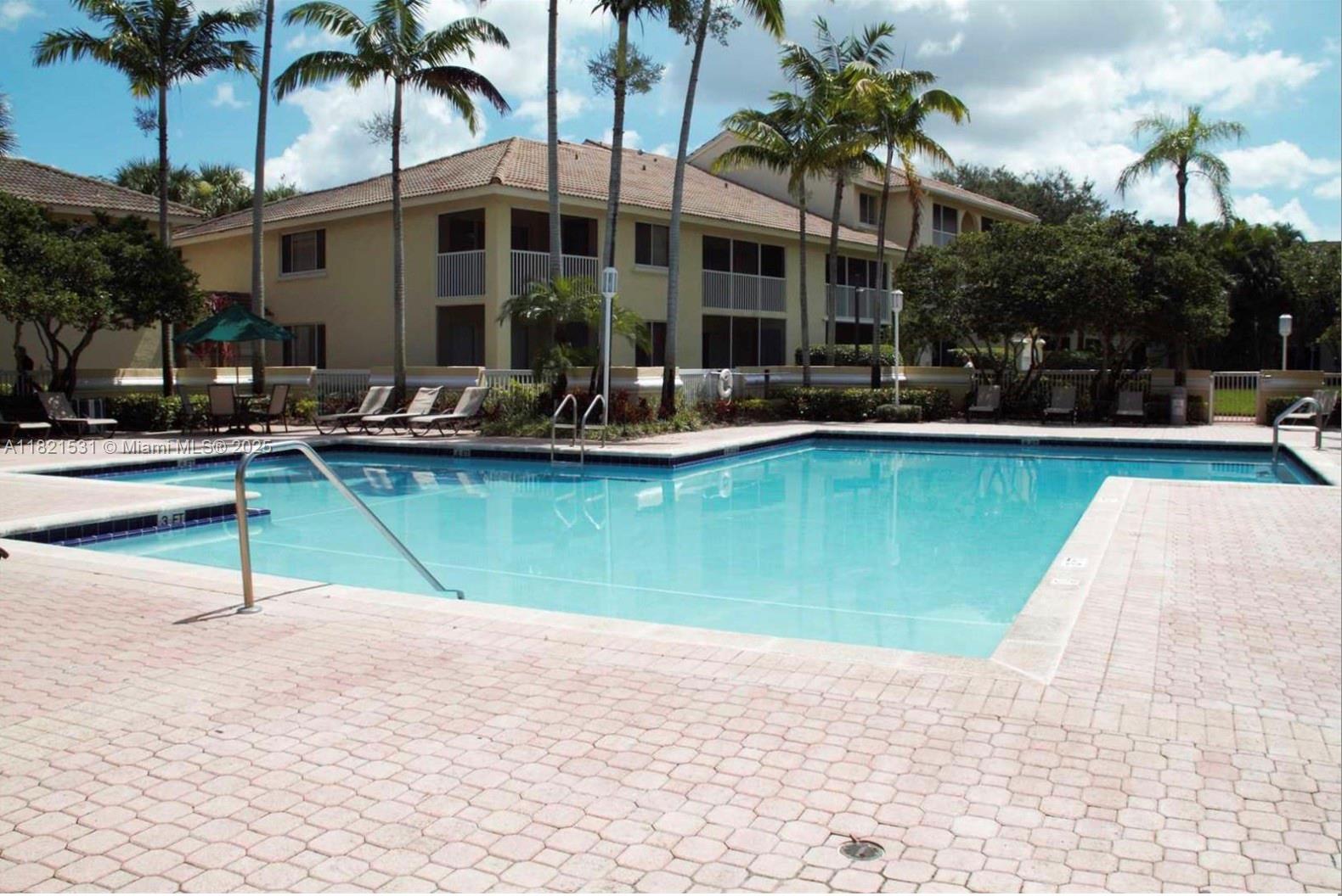 STERLING VILLAGES OF PALM - Residential Lease