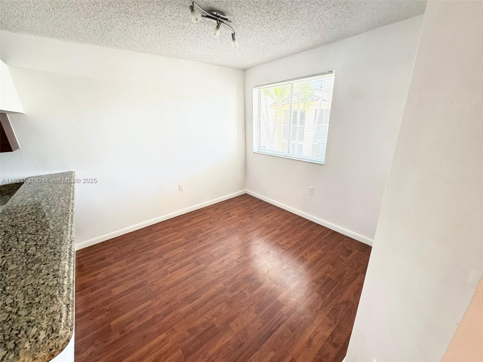 STERLING VILLAGES OF PALM - Residential Lease