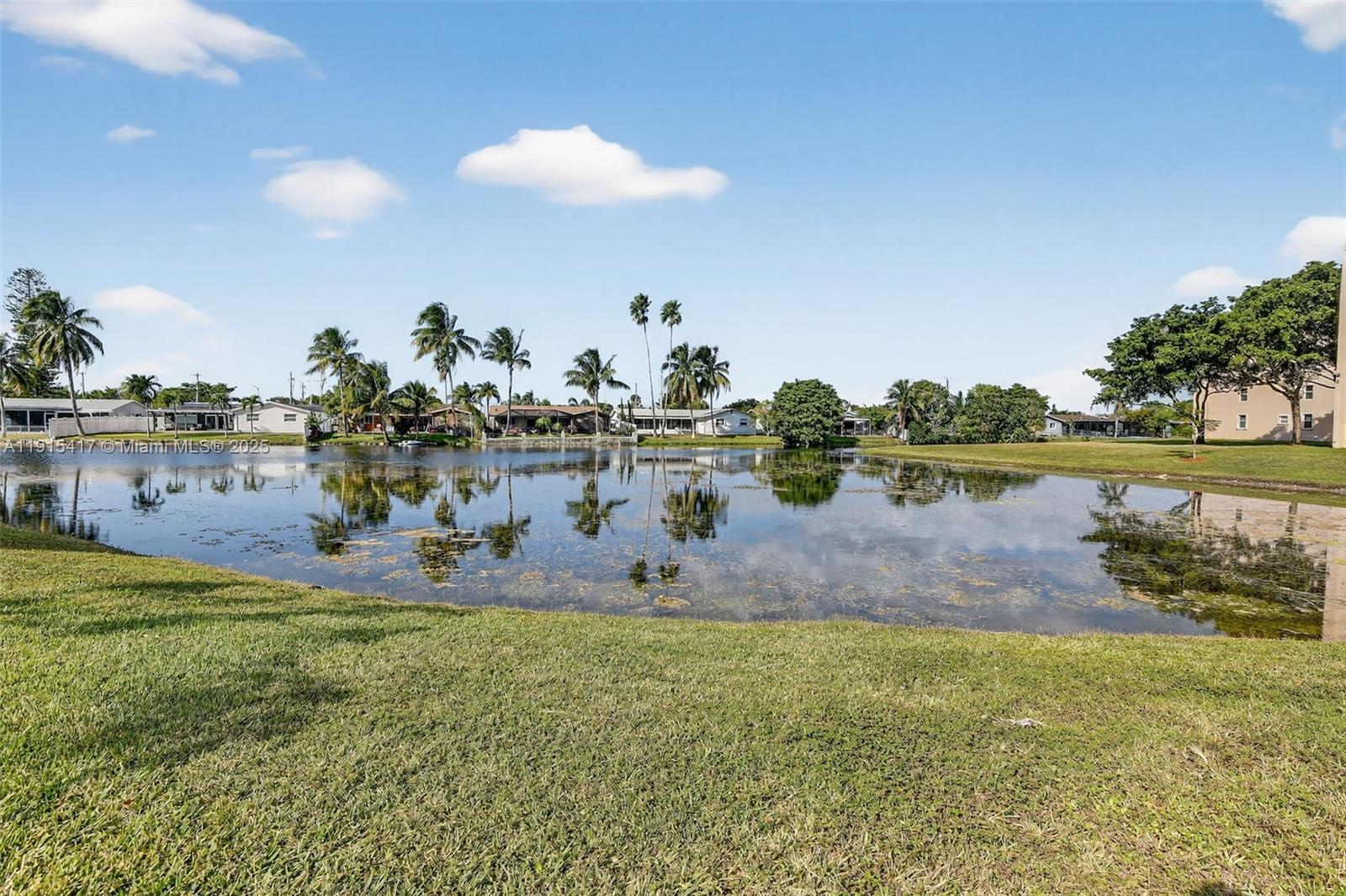 SUNRISE LAKES 211 CONDO - Residential