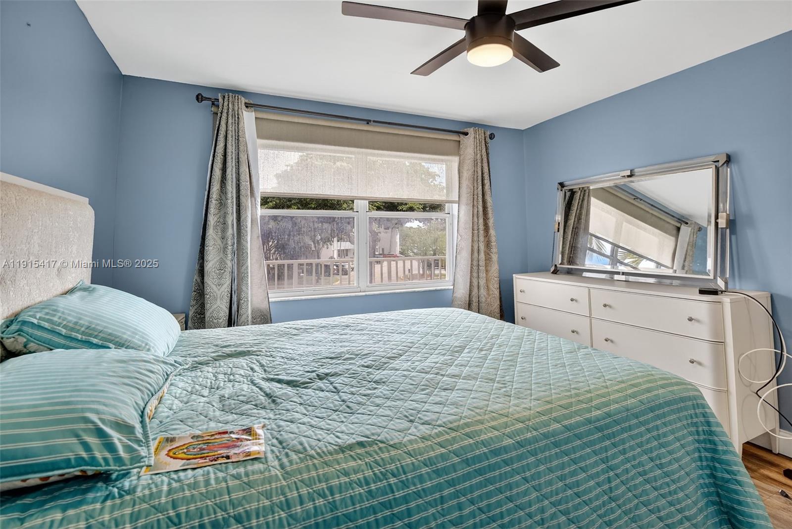 SUNRISE LAKES 211 CONDO - Residential