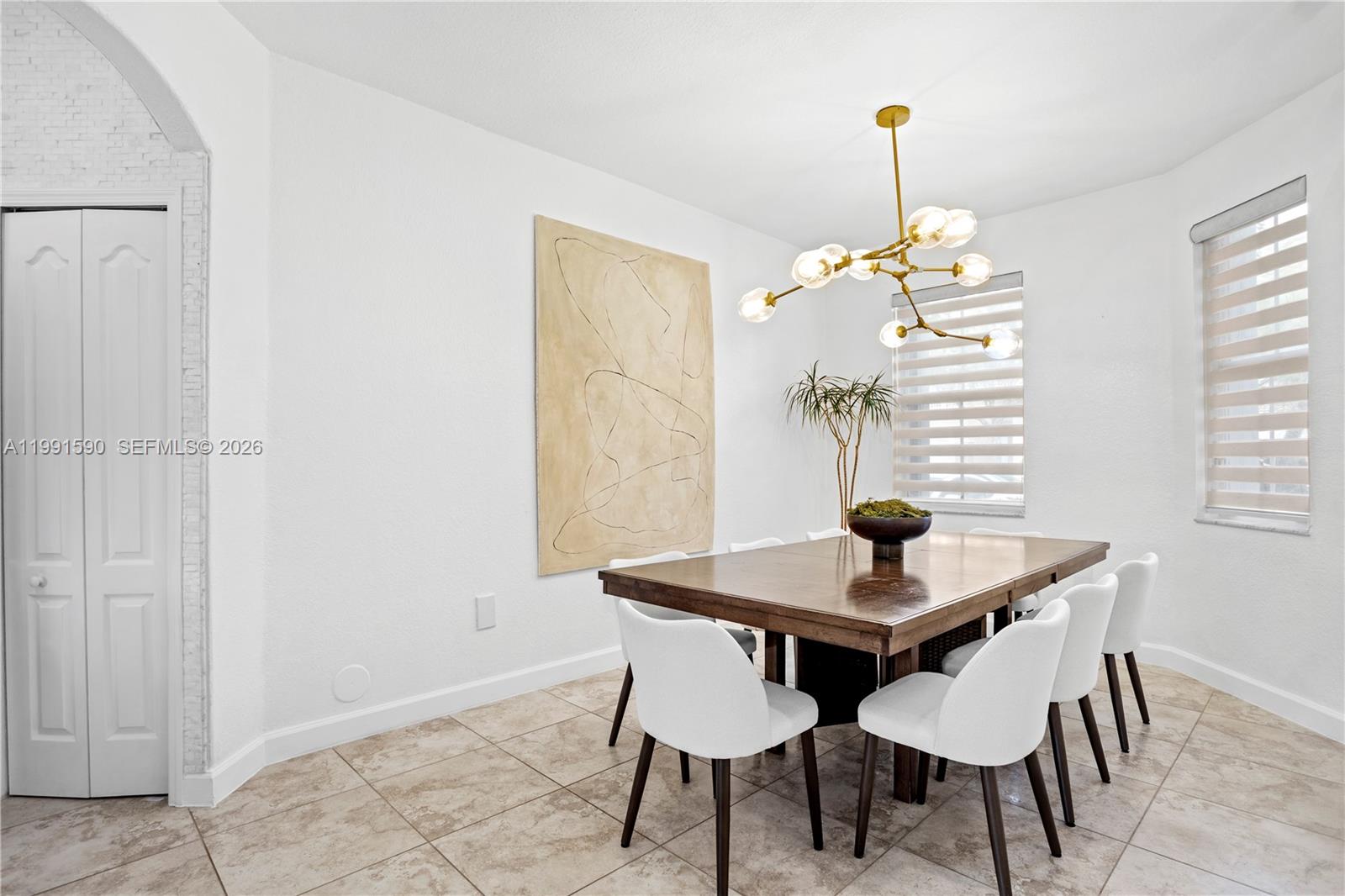 ISLANDS AT DORAL - Residential