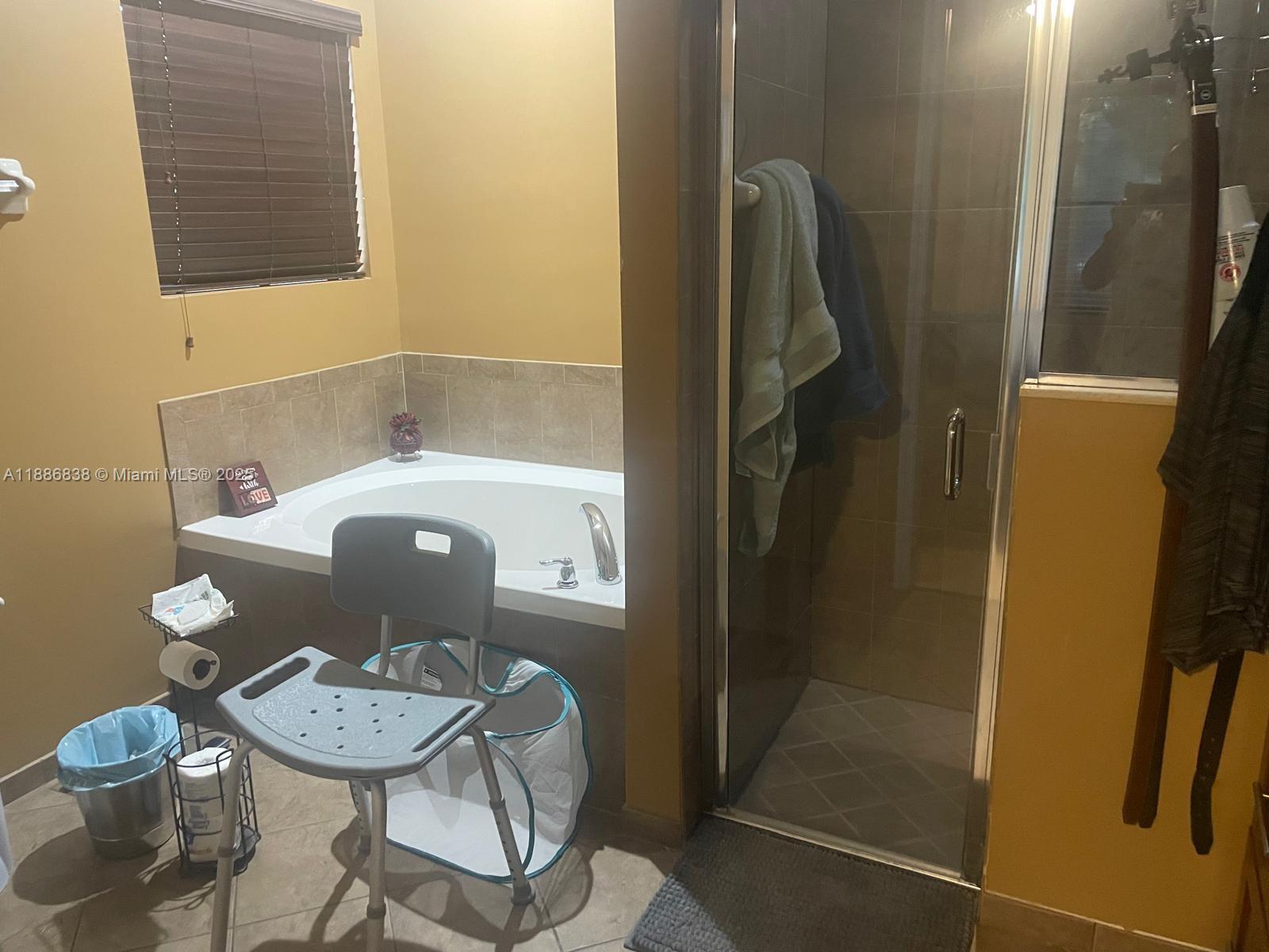 MOODY DRIVE HOMES - Residential