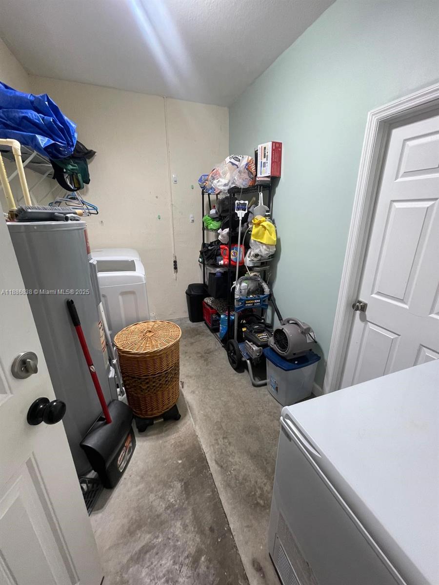 MOODY DRIVE HOMES - Residential