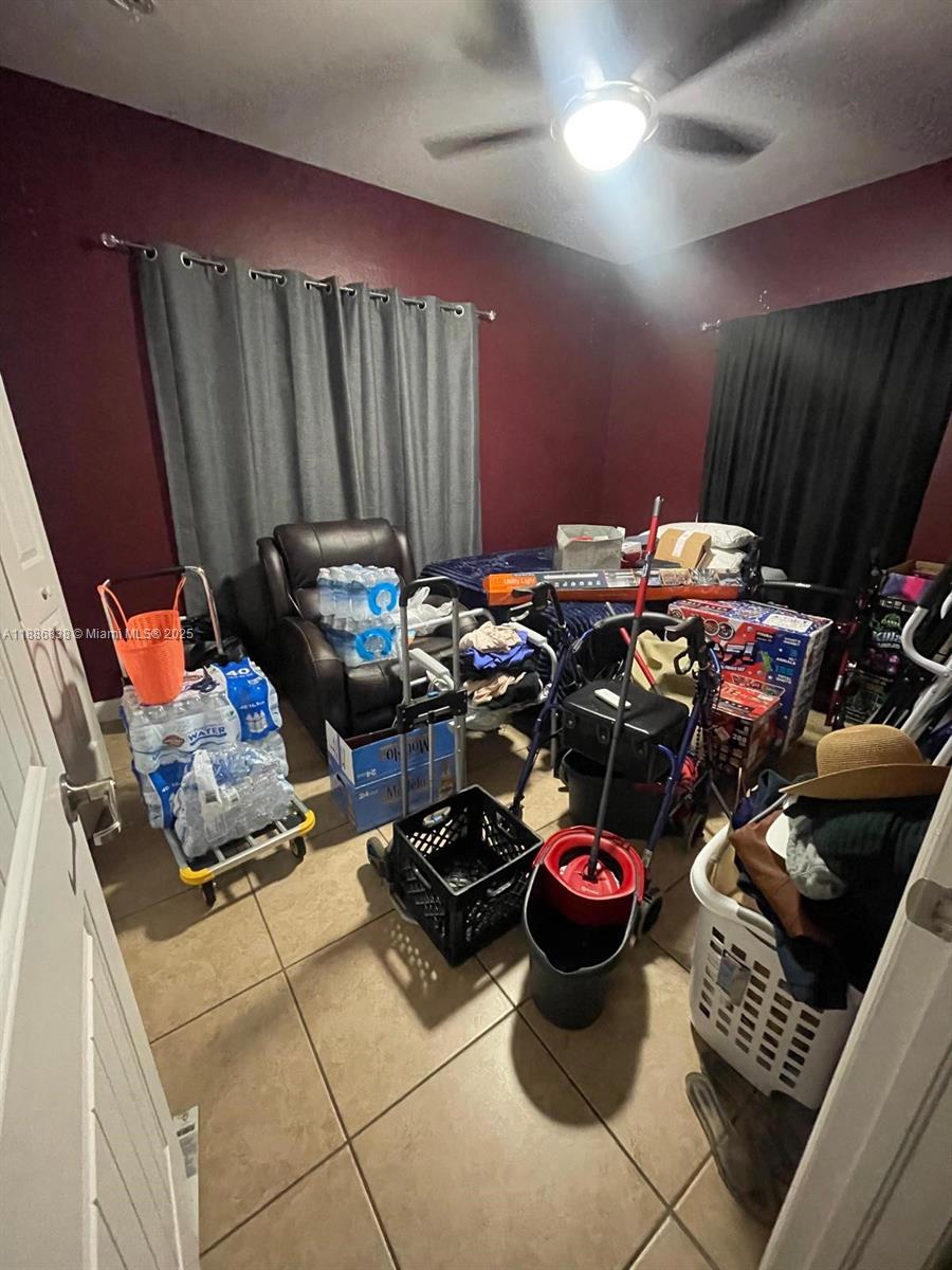 MOODY DRIVE HOMES - Residential