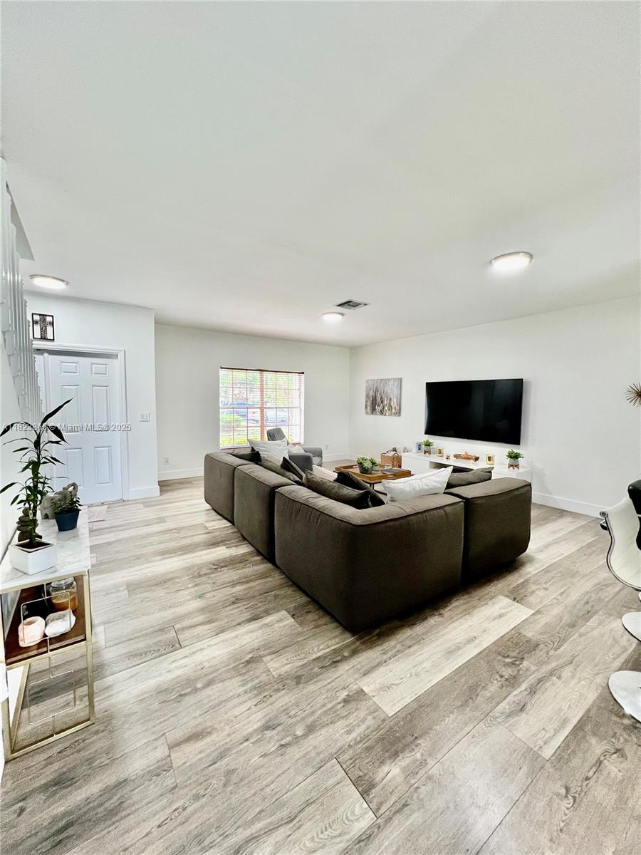 16206 Emerald Cove Rd