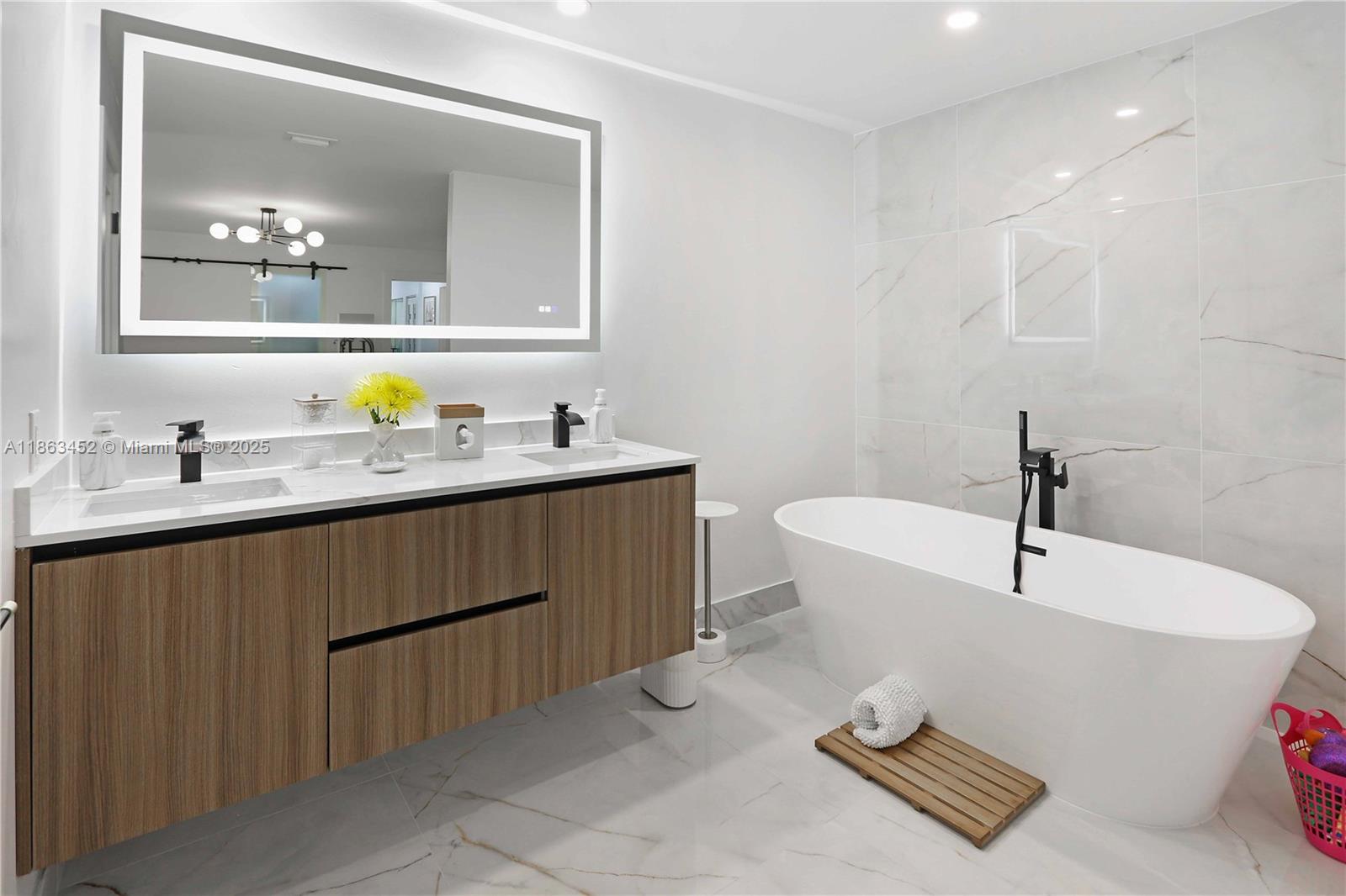 LISARDO SUB - Residential