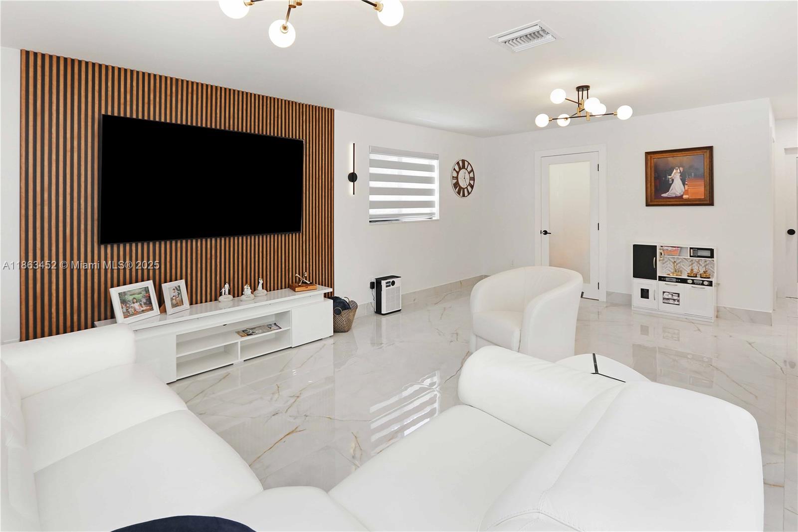 LISARDO SUB - Residential