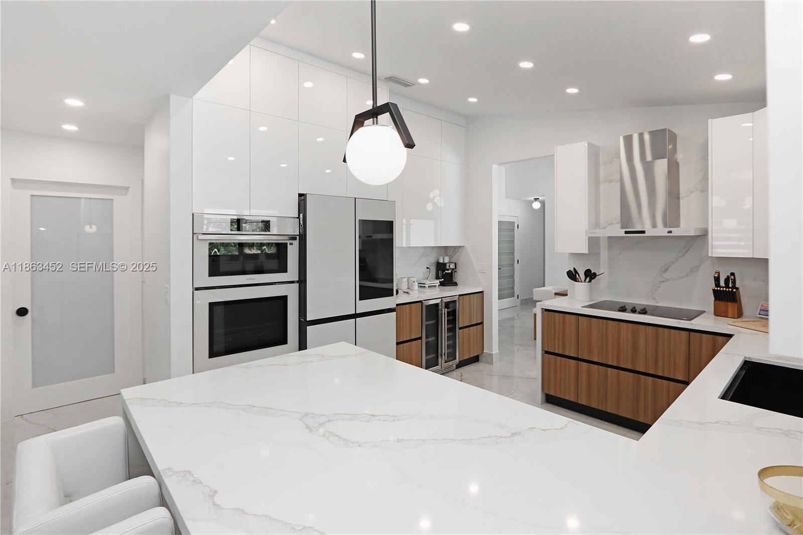 LISARDO SUB - Residential