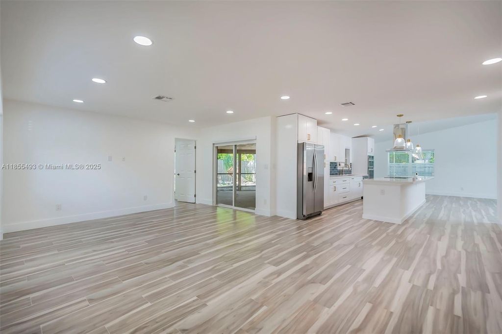 Photo of 6955 NW 18th St, Margate, FL 33063 (MLS # A11855493)