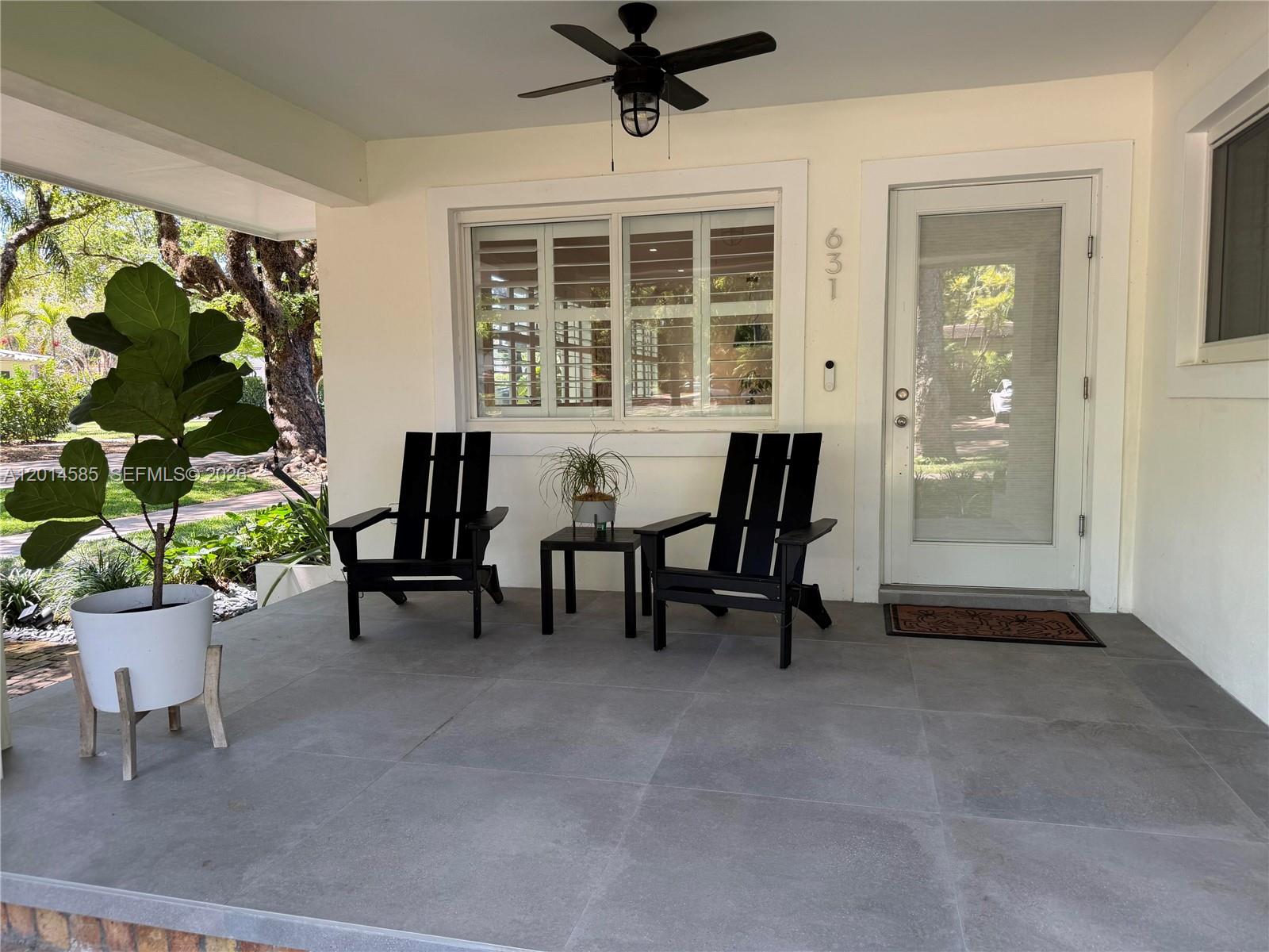 CORAL GABLES BISC BAY SEC - Residential