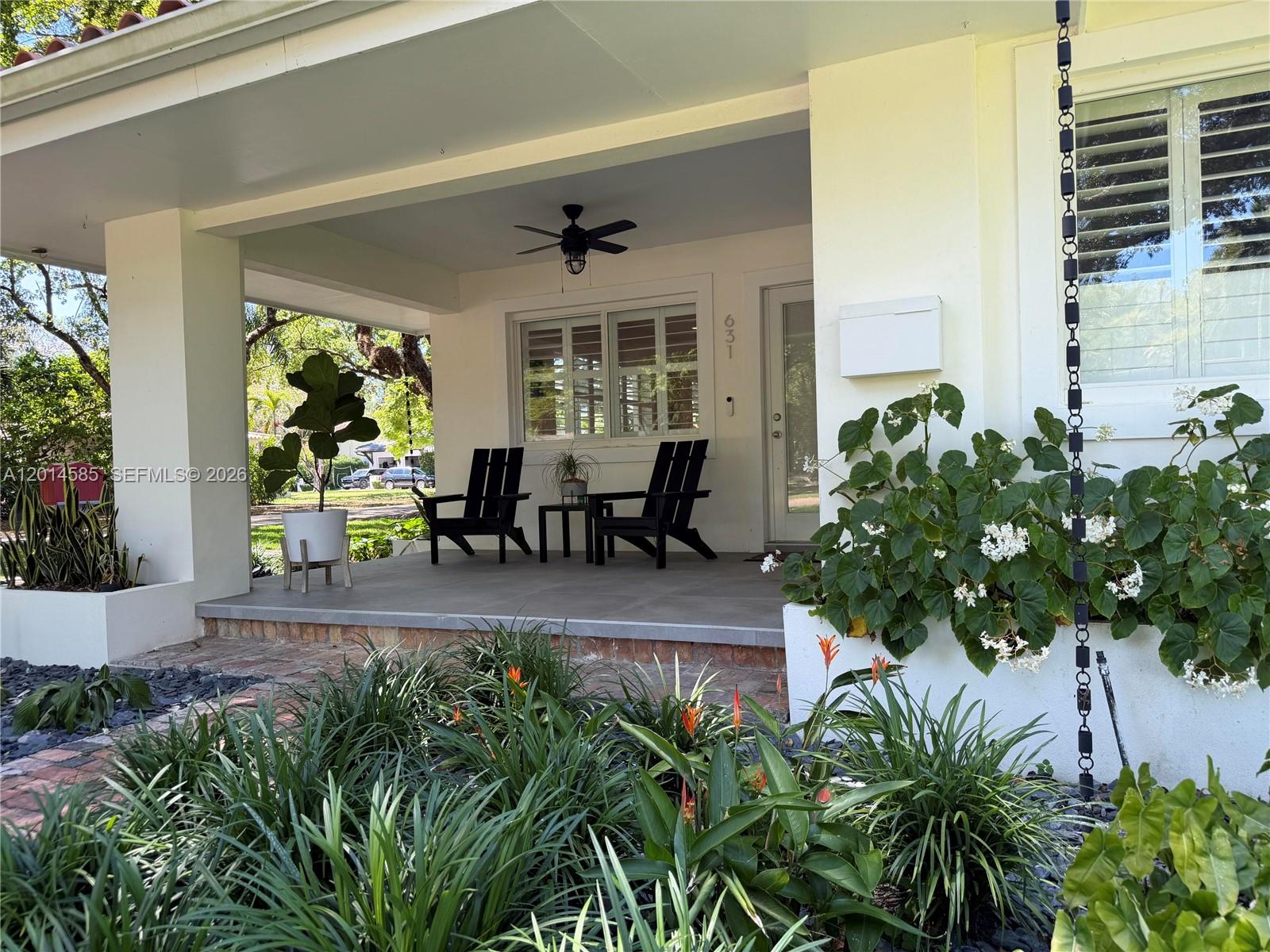 CORAL GABLES BISC BAY SEC - Residential
