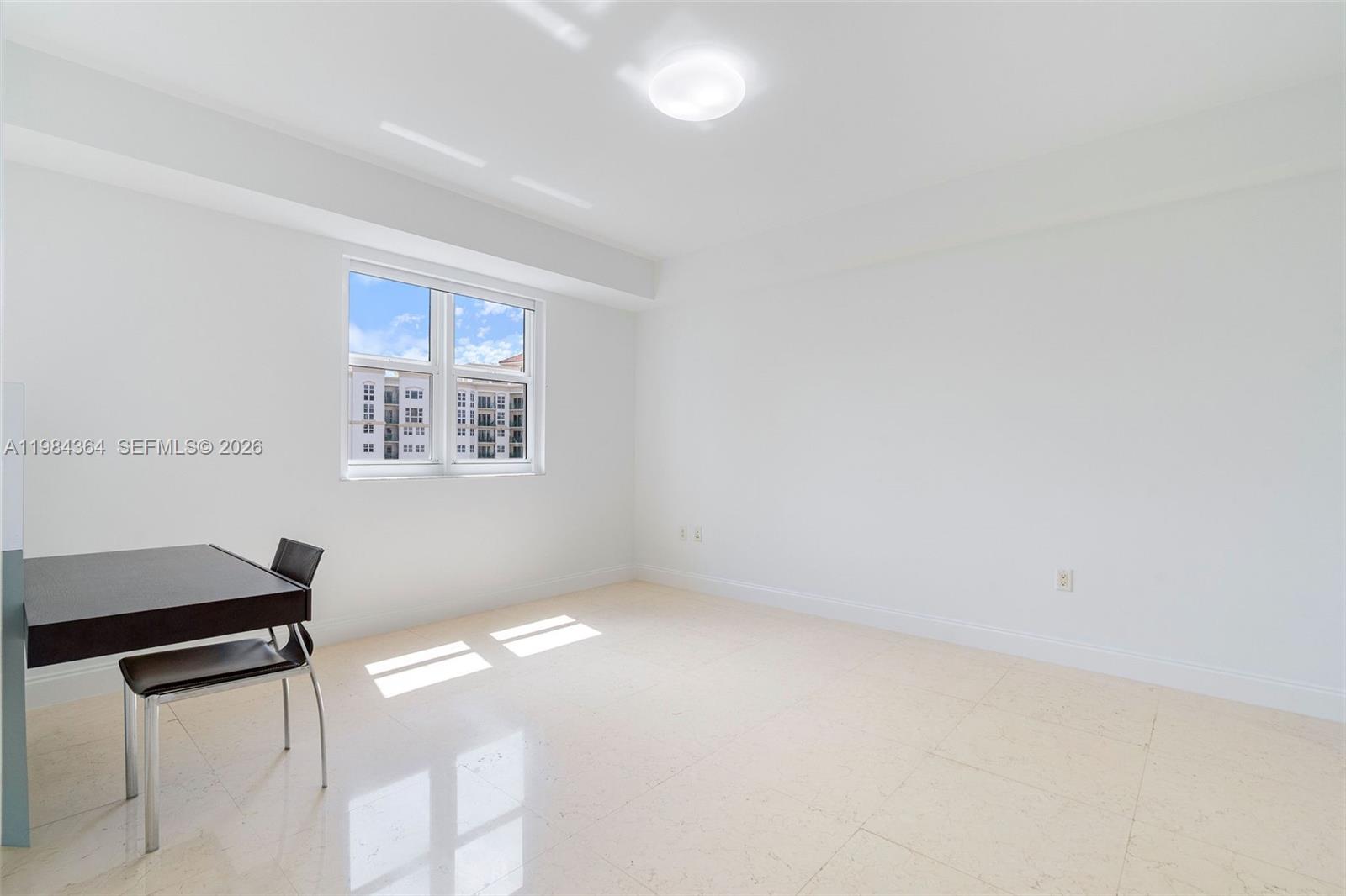 TURNBERRY VLG NO TOWER CO - Residential