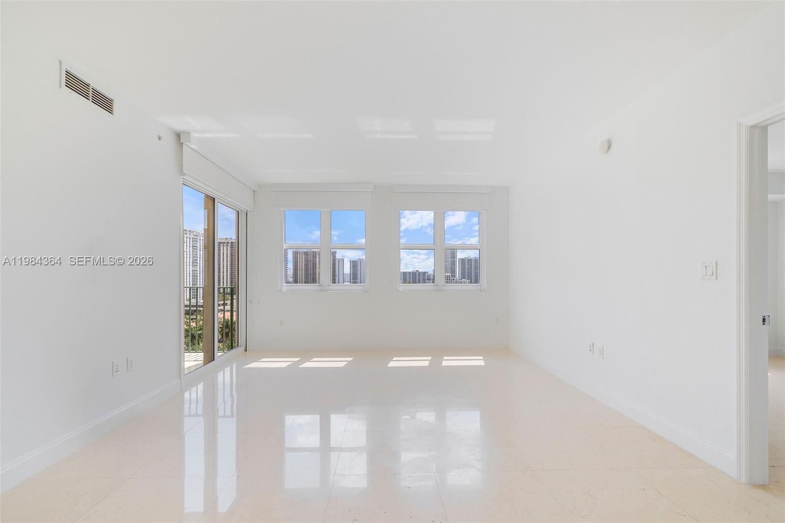 TURNBERRY VLG NO TOWER CO - Residential