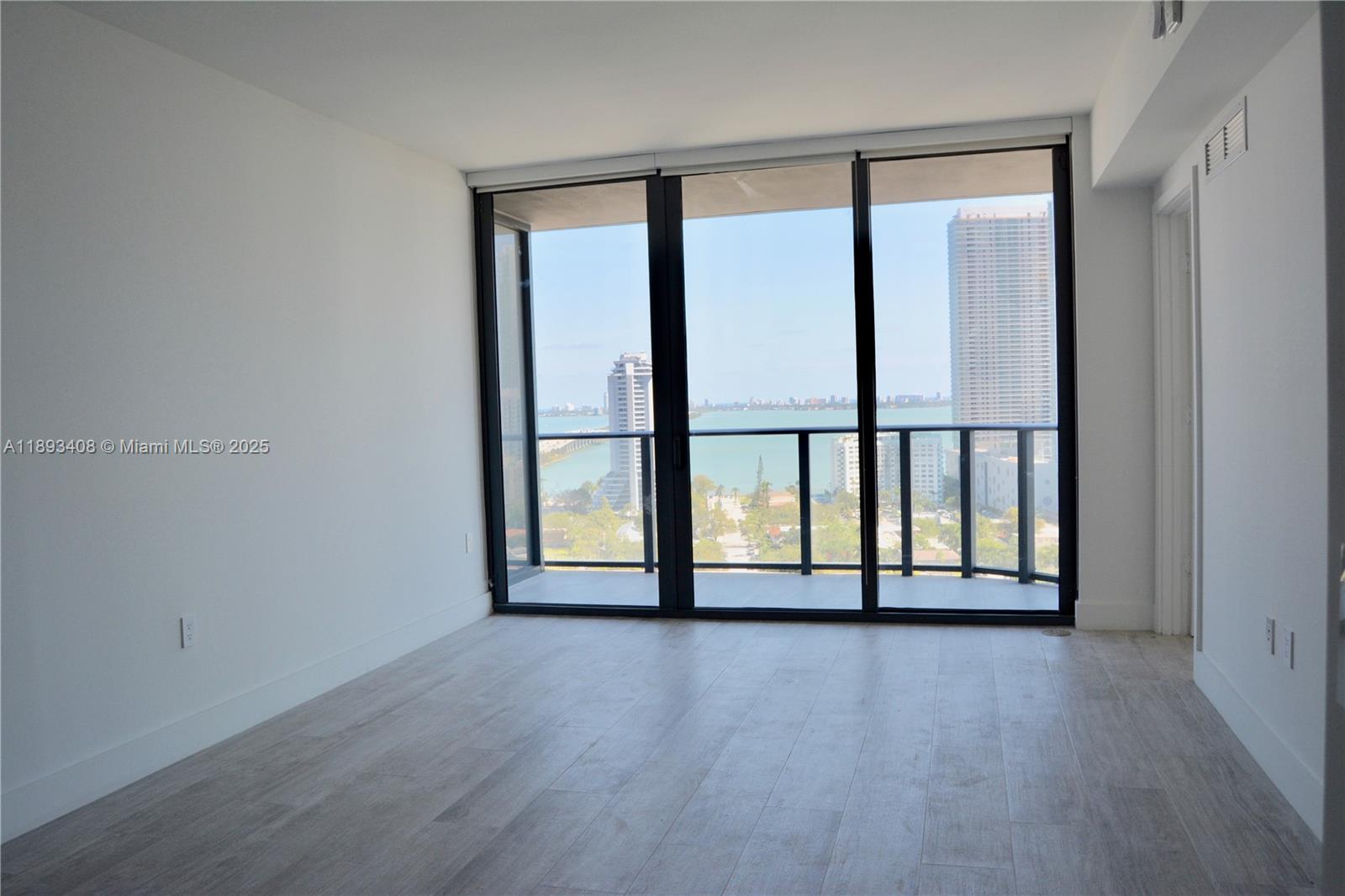 3401 MIDTOWN CONDO - Residential Lease