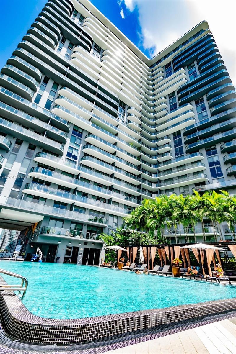 3401 MIDTOWN CONDO - Residential Lease