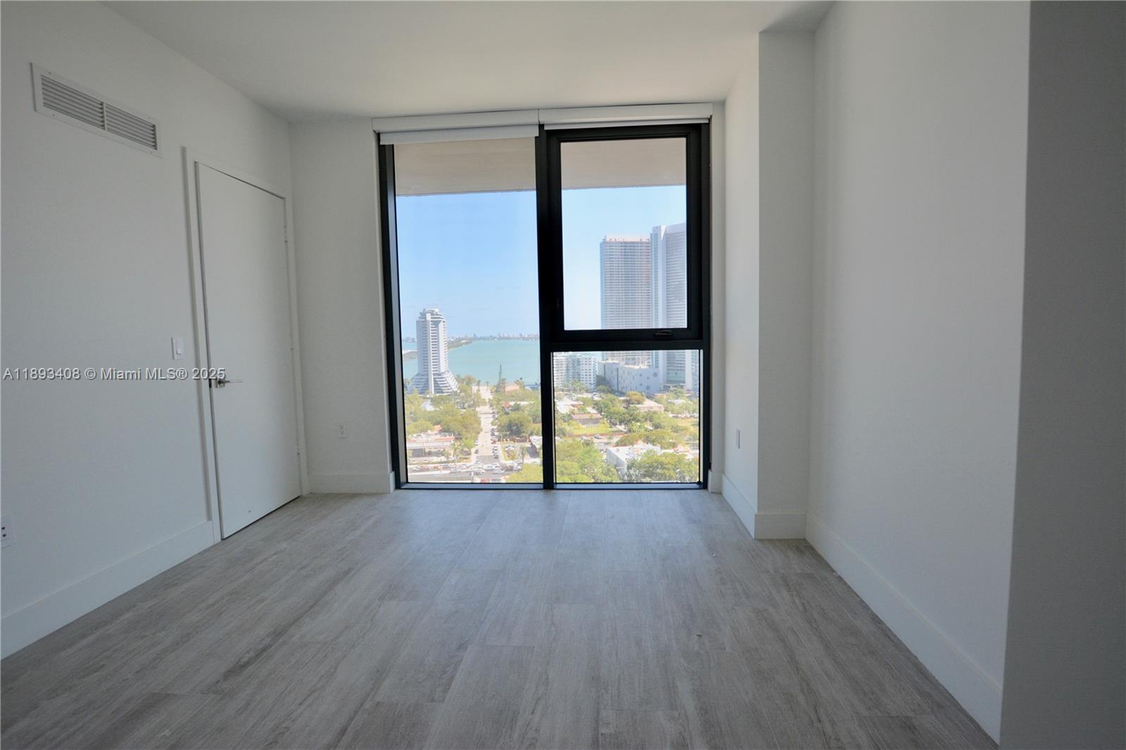 3401 MIDTOWN CONDO - Residential Lease