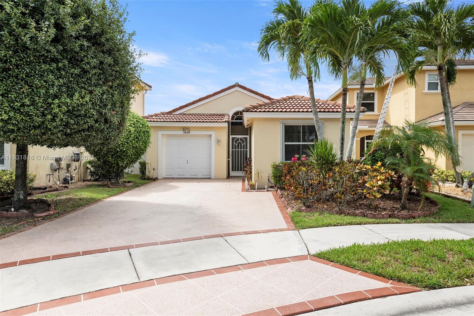 Move in Ready 3 Bedroom 2 Bathroom with den area! Stunning floors throughout the bedrooms, Gated community and Association dues include lawn/Landscape, trash and pool maintenance. Beautiful golf course views (No monthly membership required) Screened in Patio perfect for outside entertaining. Families will love the access to top-rated school districts, making this home an exceptional find that won’t stay on the market for long