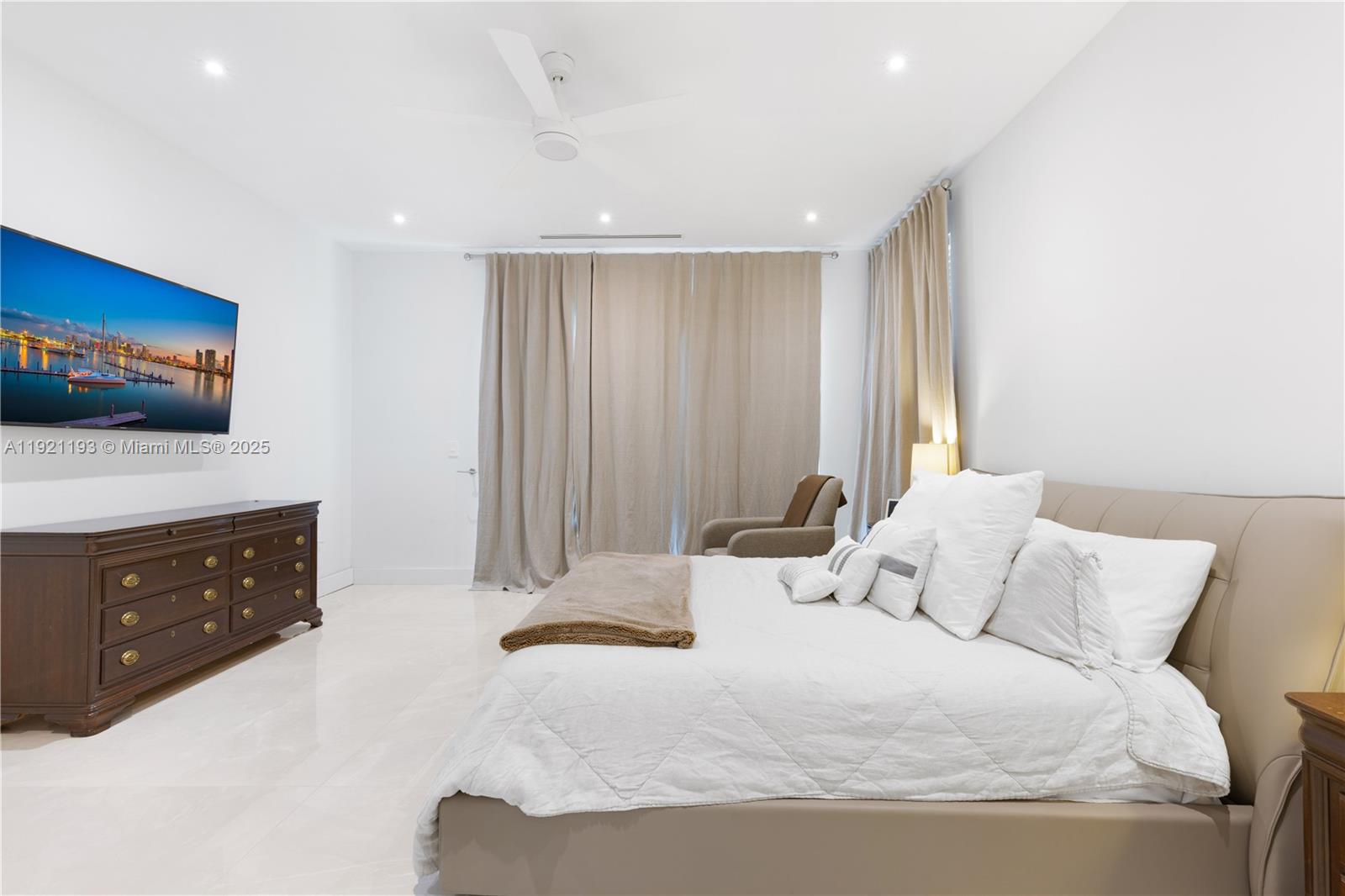 SILVER BLUFF ESTS-SEC A - Residential