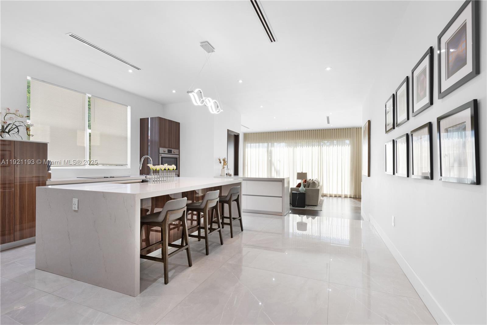 SILVER BLUFF ESTS-SEC A - Residential