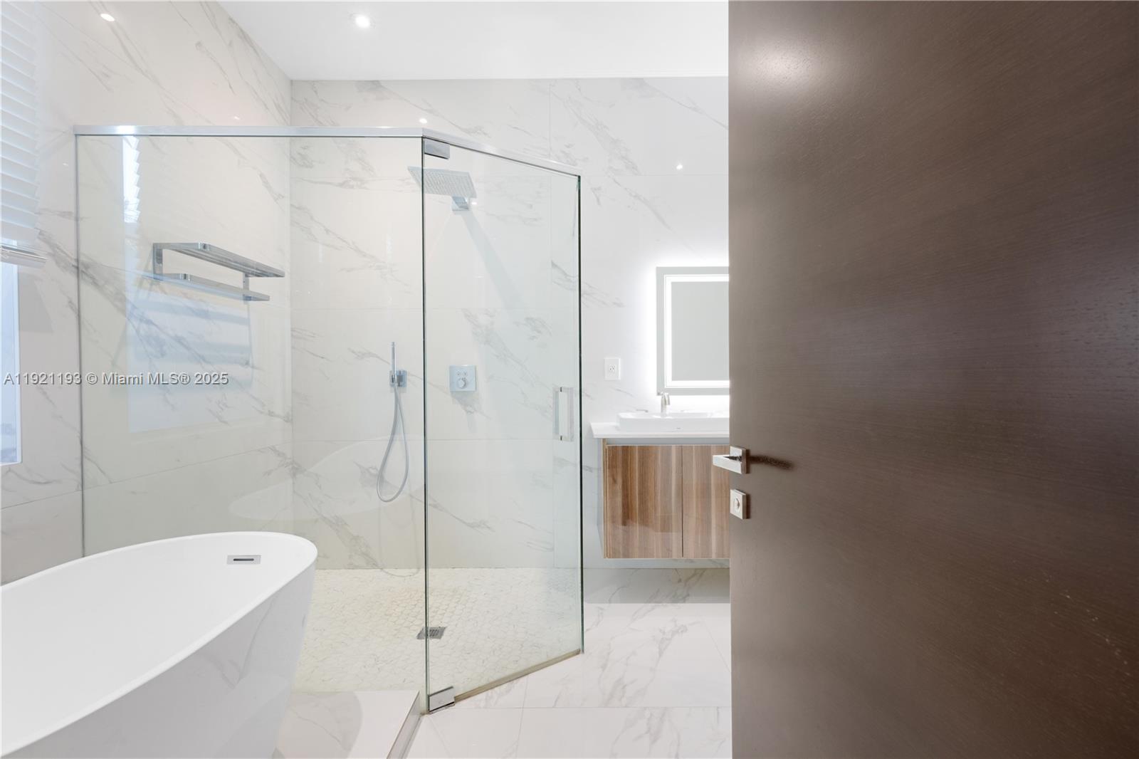 SILVER BLUFF ESTS-SEC A - Residential