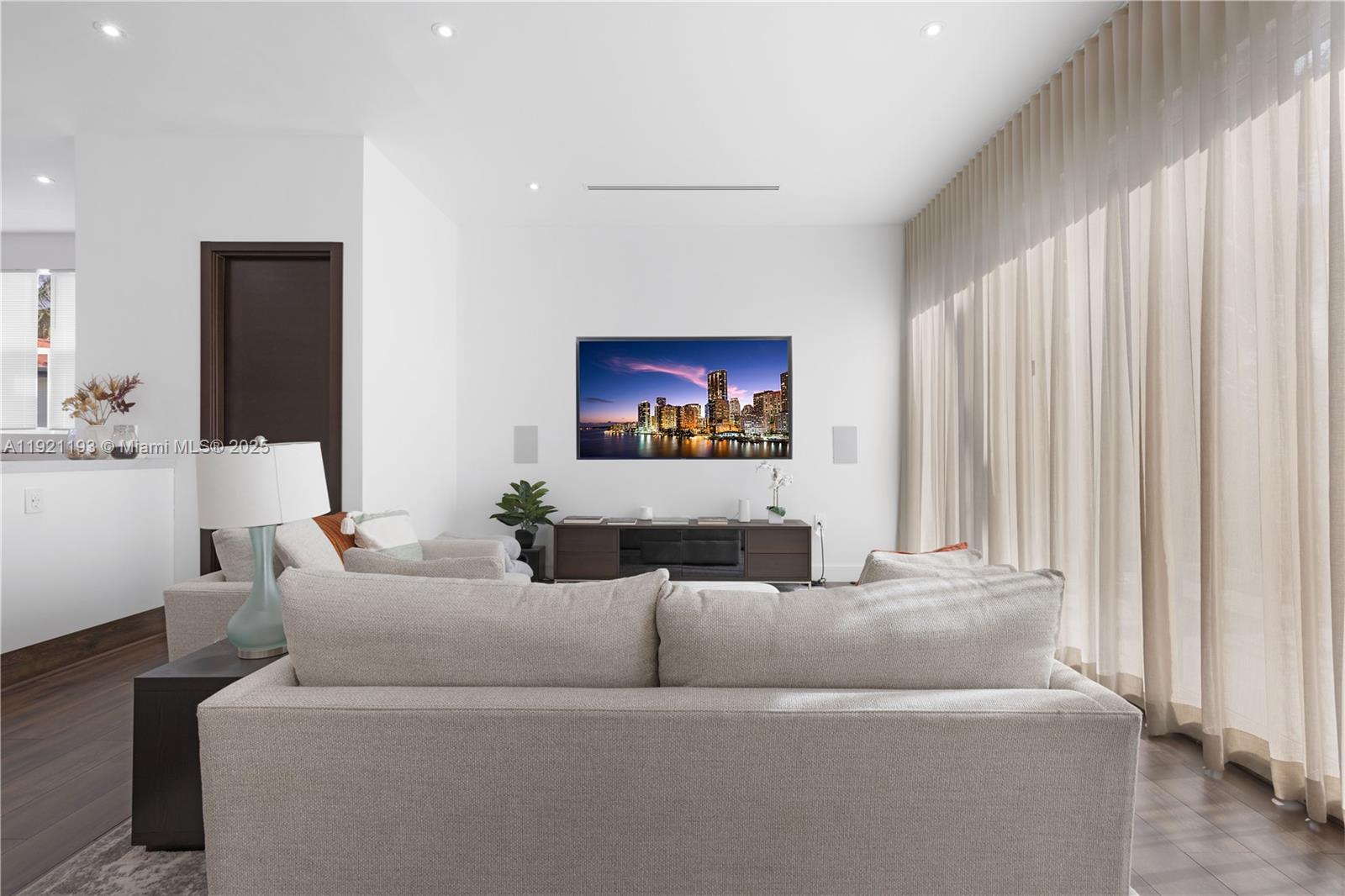 SILVER BLUFF ESTS-SEC A - Residential