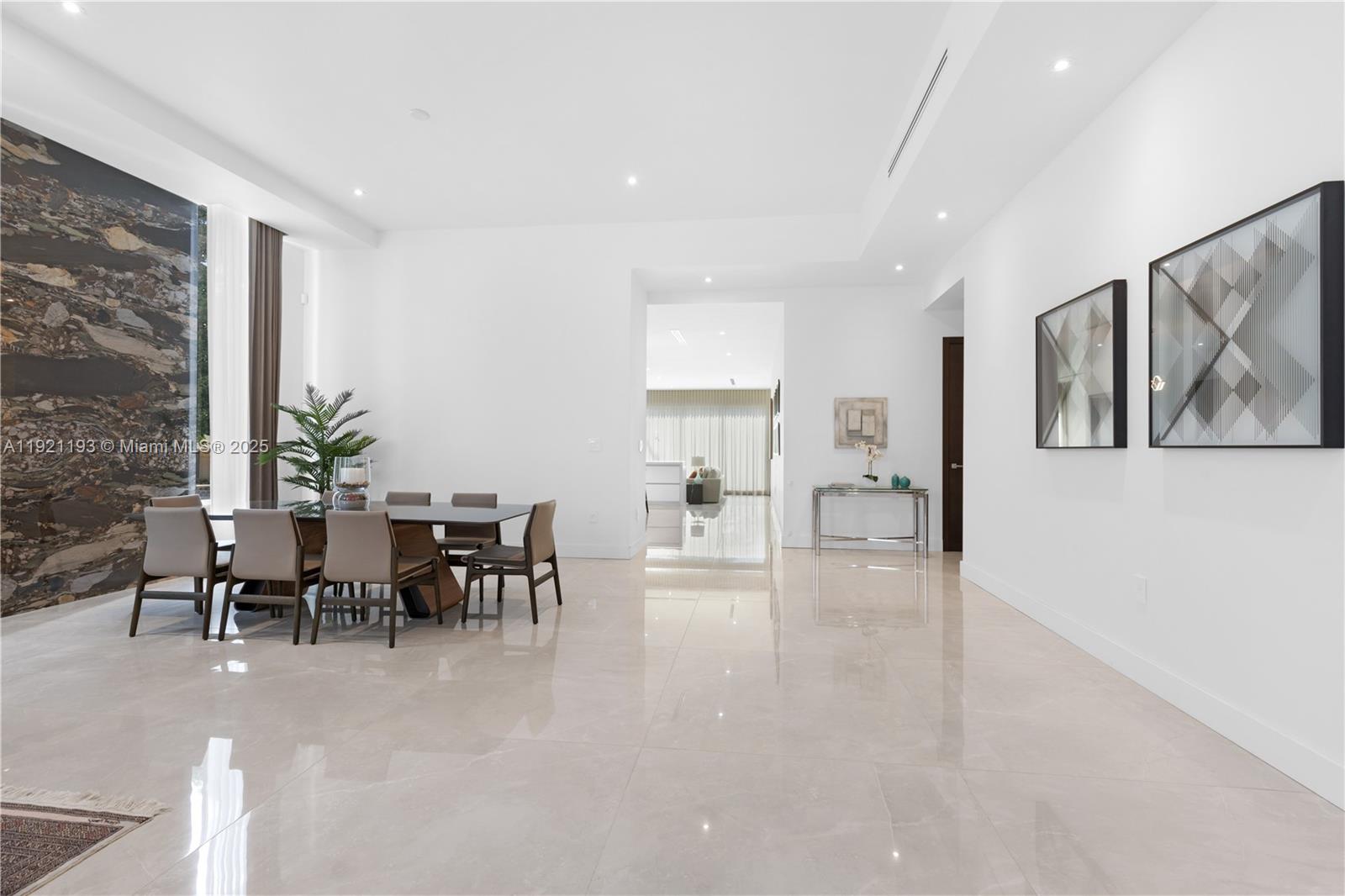 SILVER BLUFF ESTS-SEC A - Residential