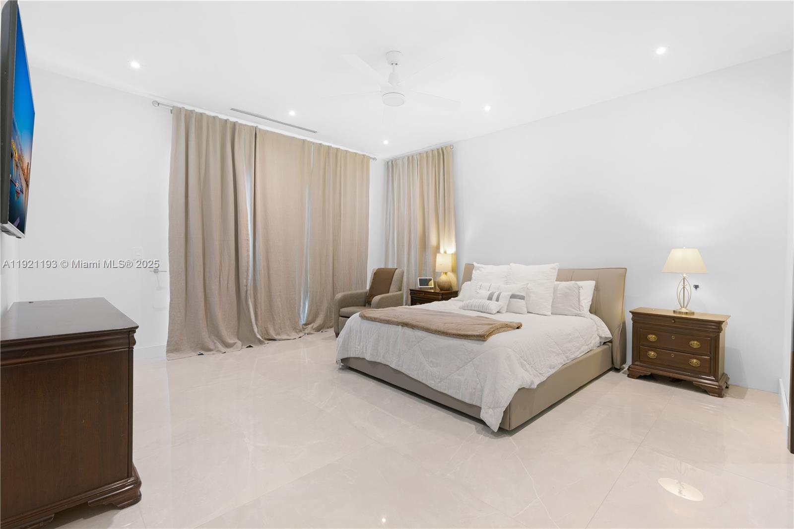 SILVER BLUFF ESTS-SEC A - Residential