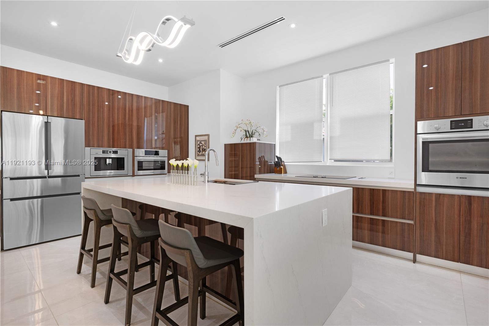 SILVER BLUFF ESTS-SEC A - Residential