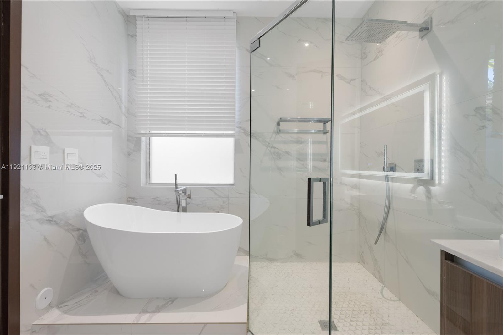 SILVER BLUFF ESTS-SEC A - Residential