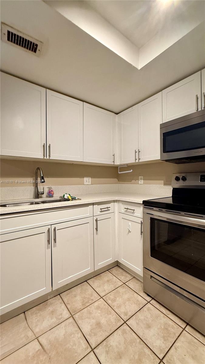 GRAND ISLES CONDO - Residential Lease