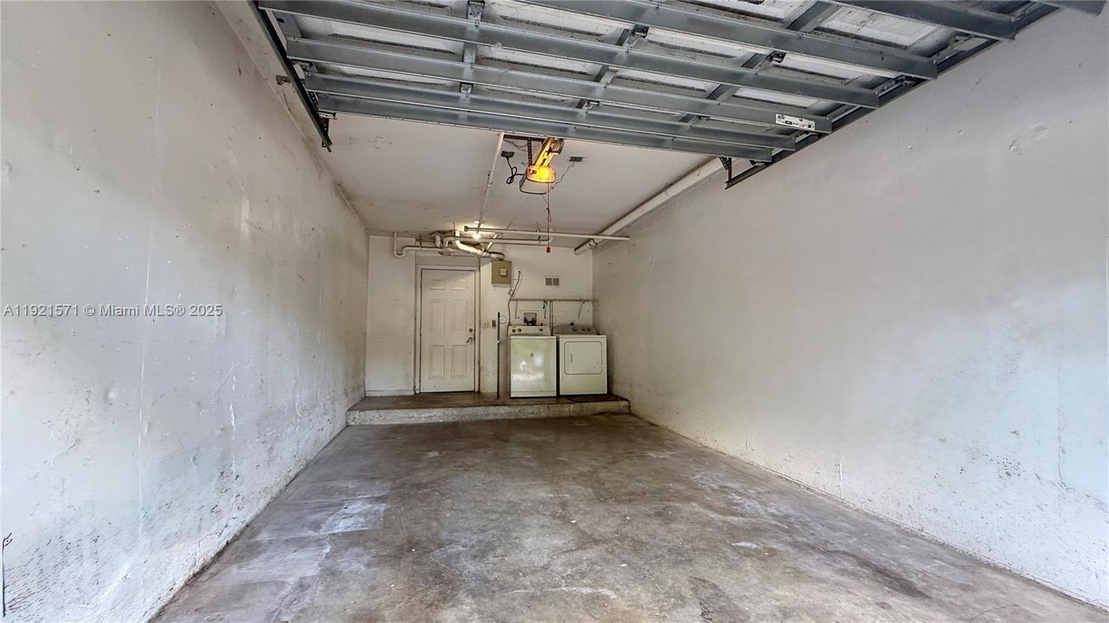 GRAND ISLES CONDO - Residential Lease