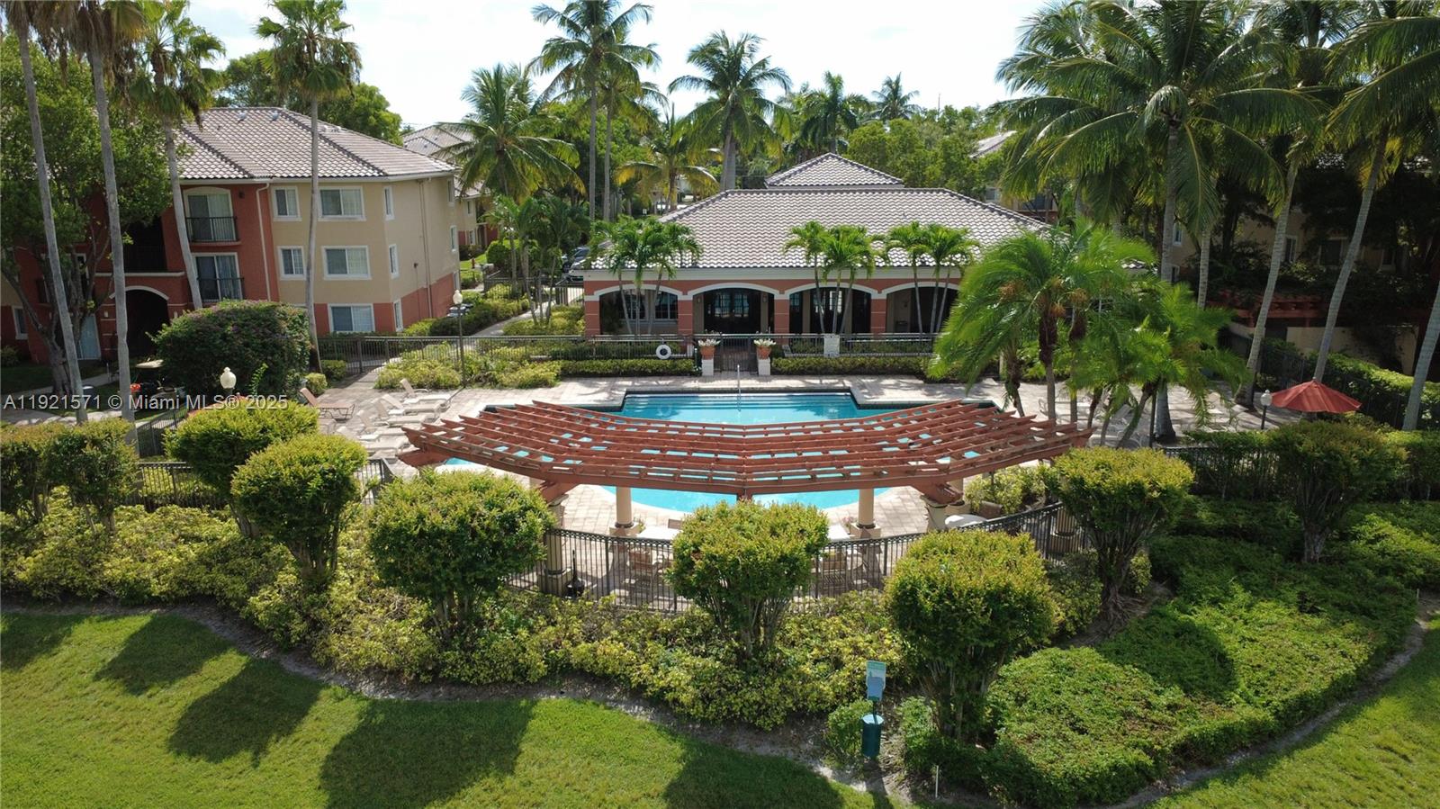 GRAND ISLES CONDO - Residential Lease