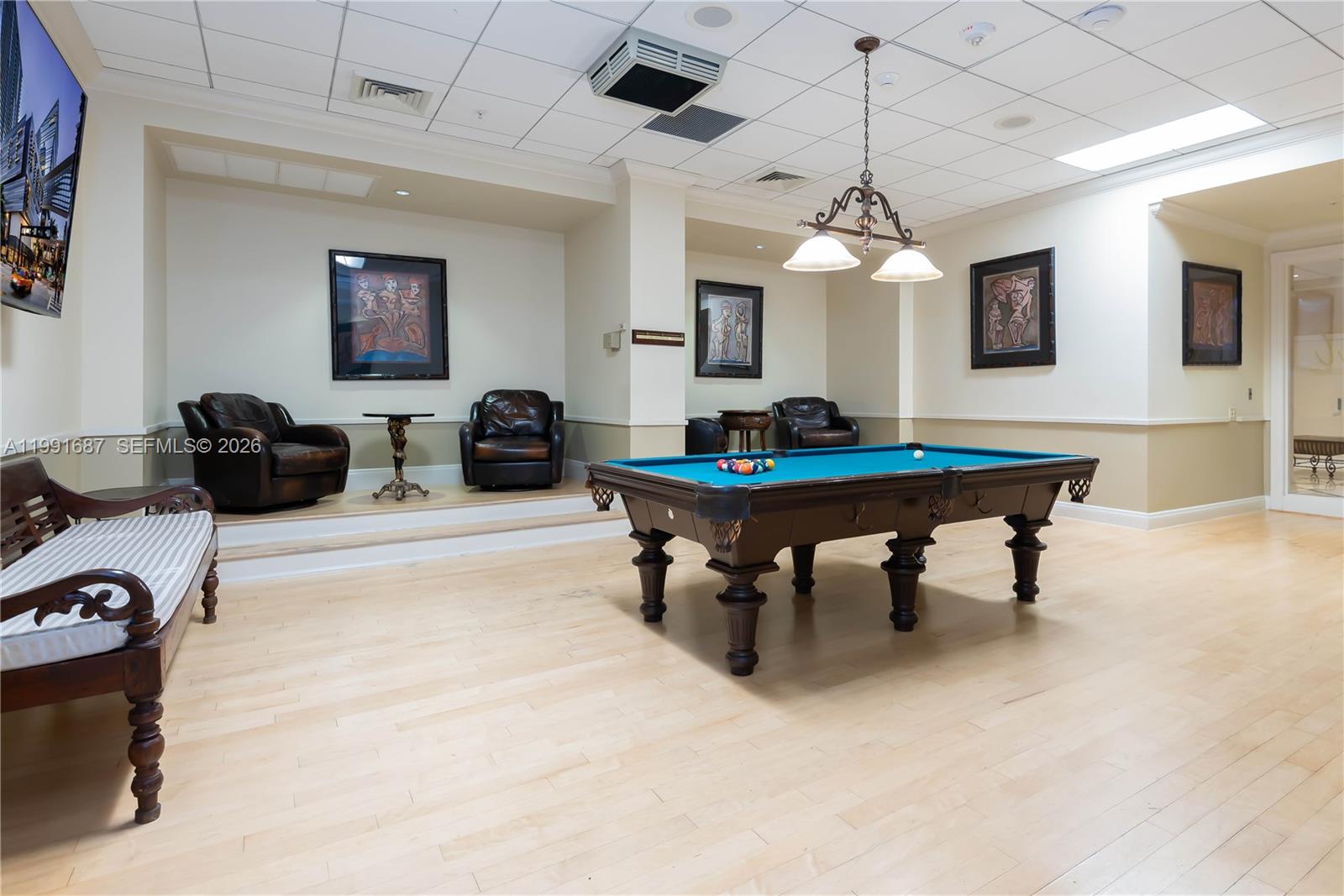 COURVOISIER COURTS CONDO - Residential