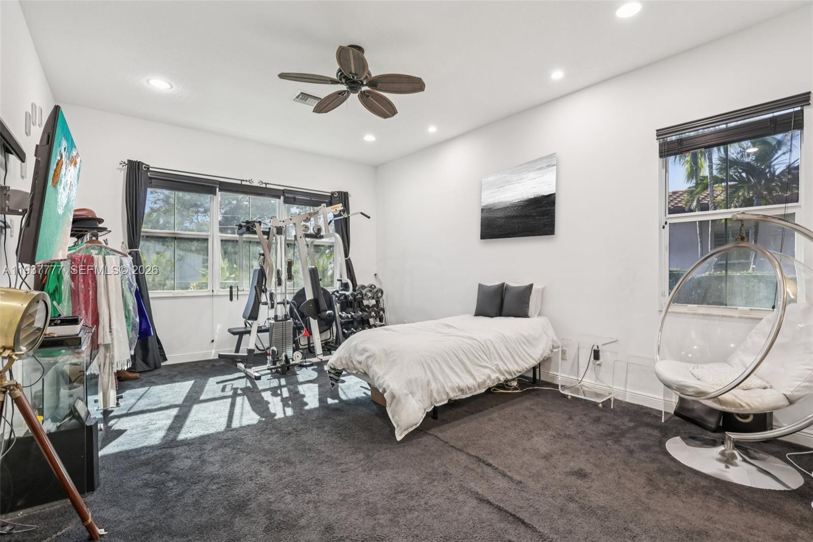 TARALYNE OAKS - Residential