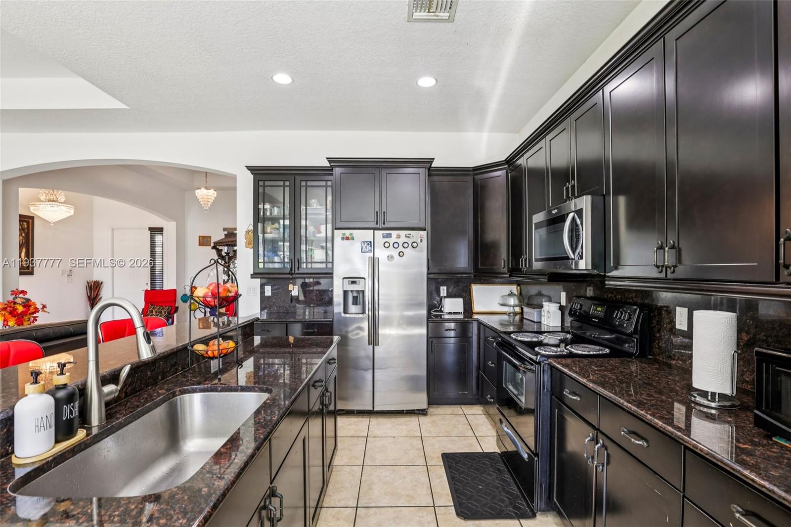 TARALYNE OAKS - Residential