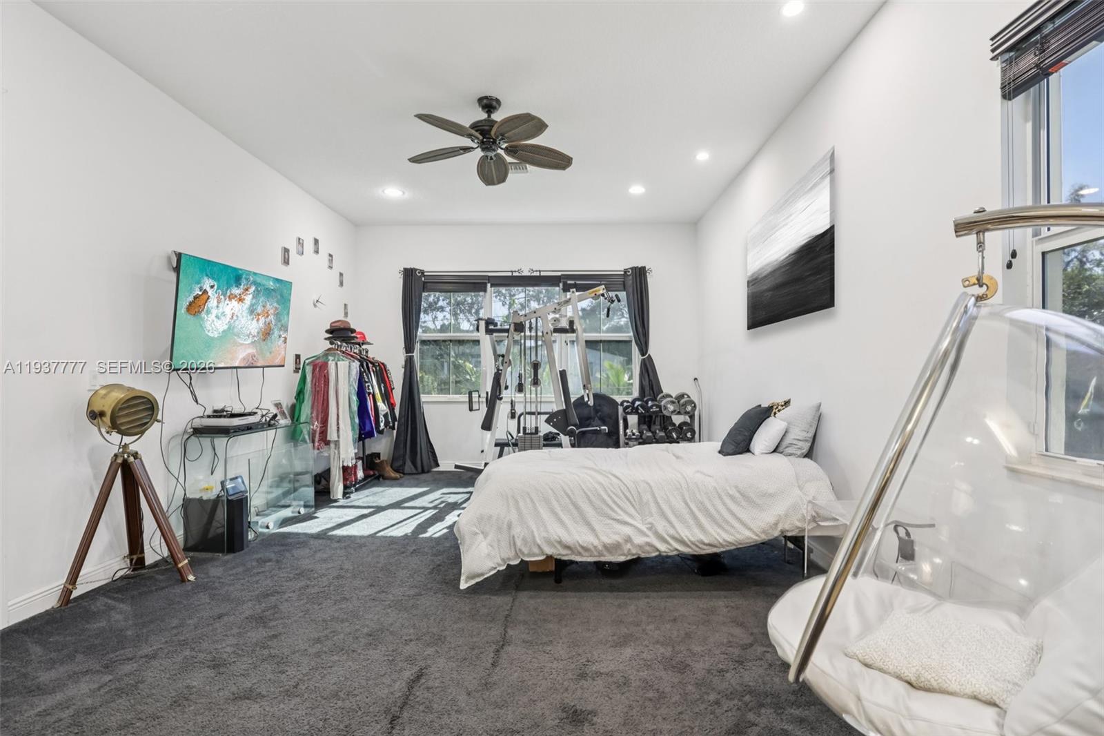 TARALYNE OAKS - Residential