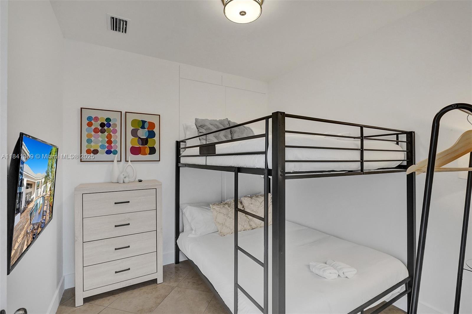 ZUR-PIR PLAT - Residential Lease