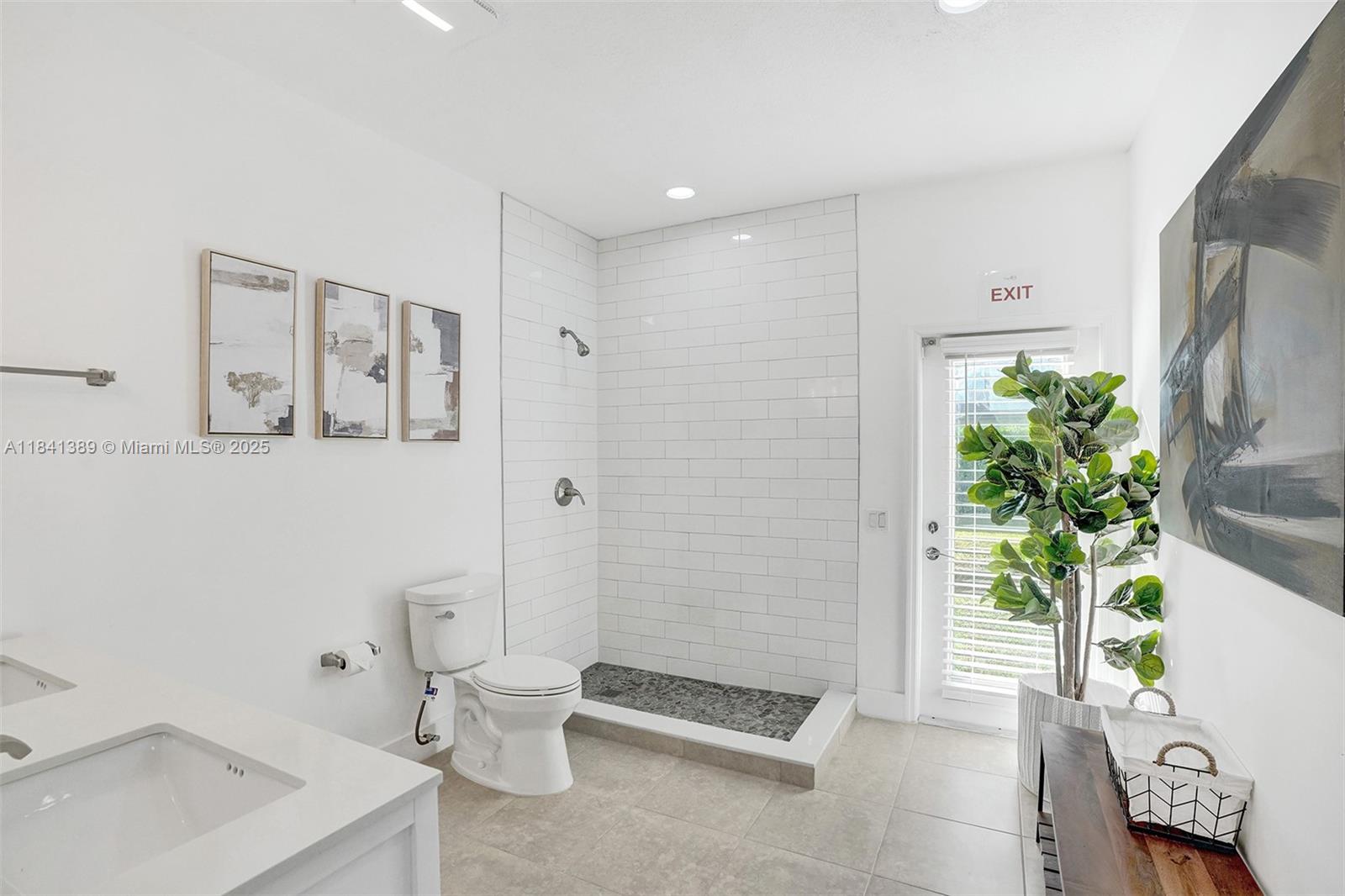 ZUR-PIR PLAT - Residential Lease