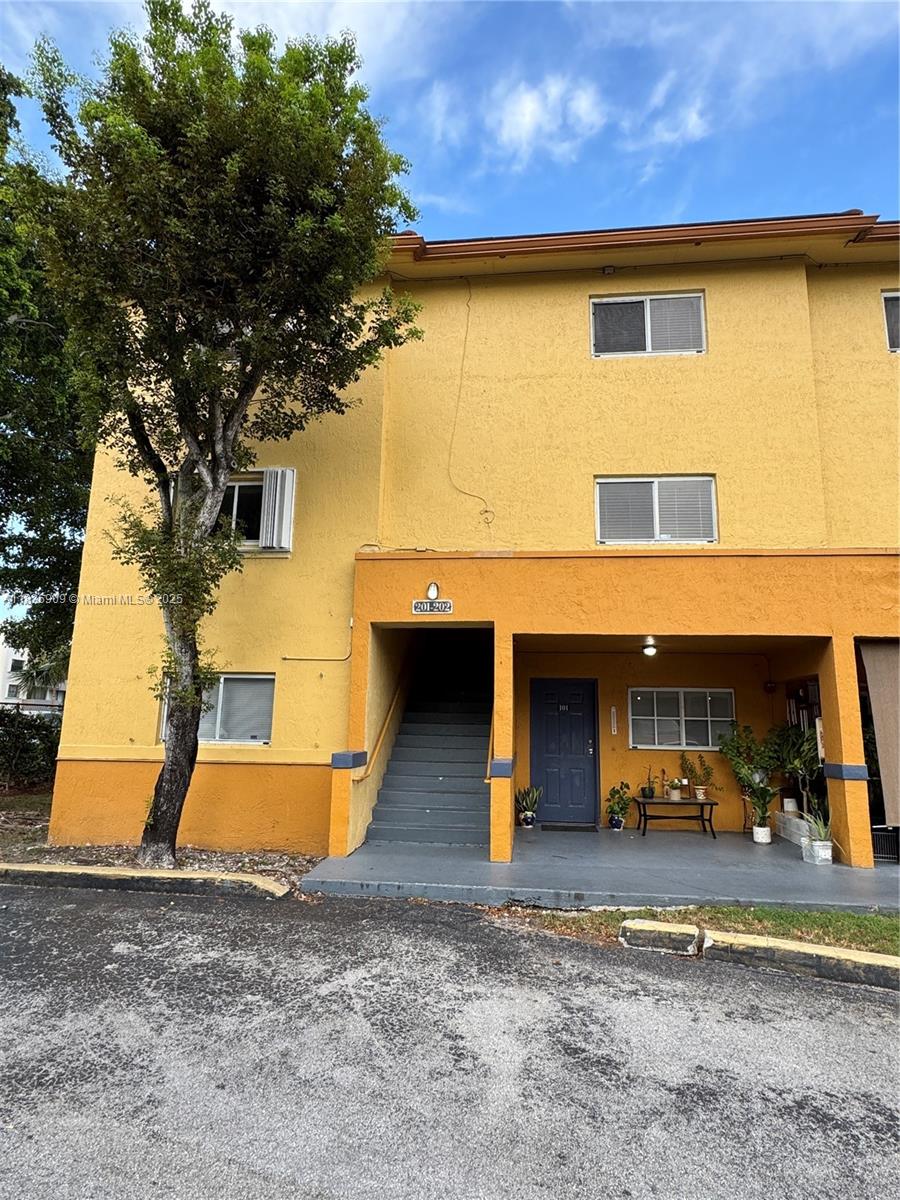 8249 SW 149th Ct 6-201