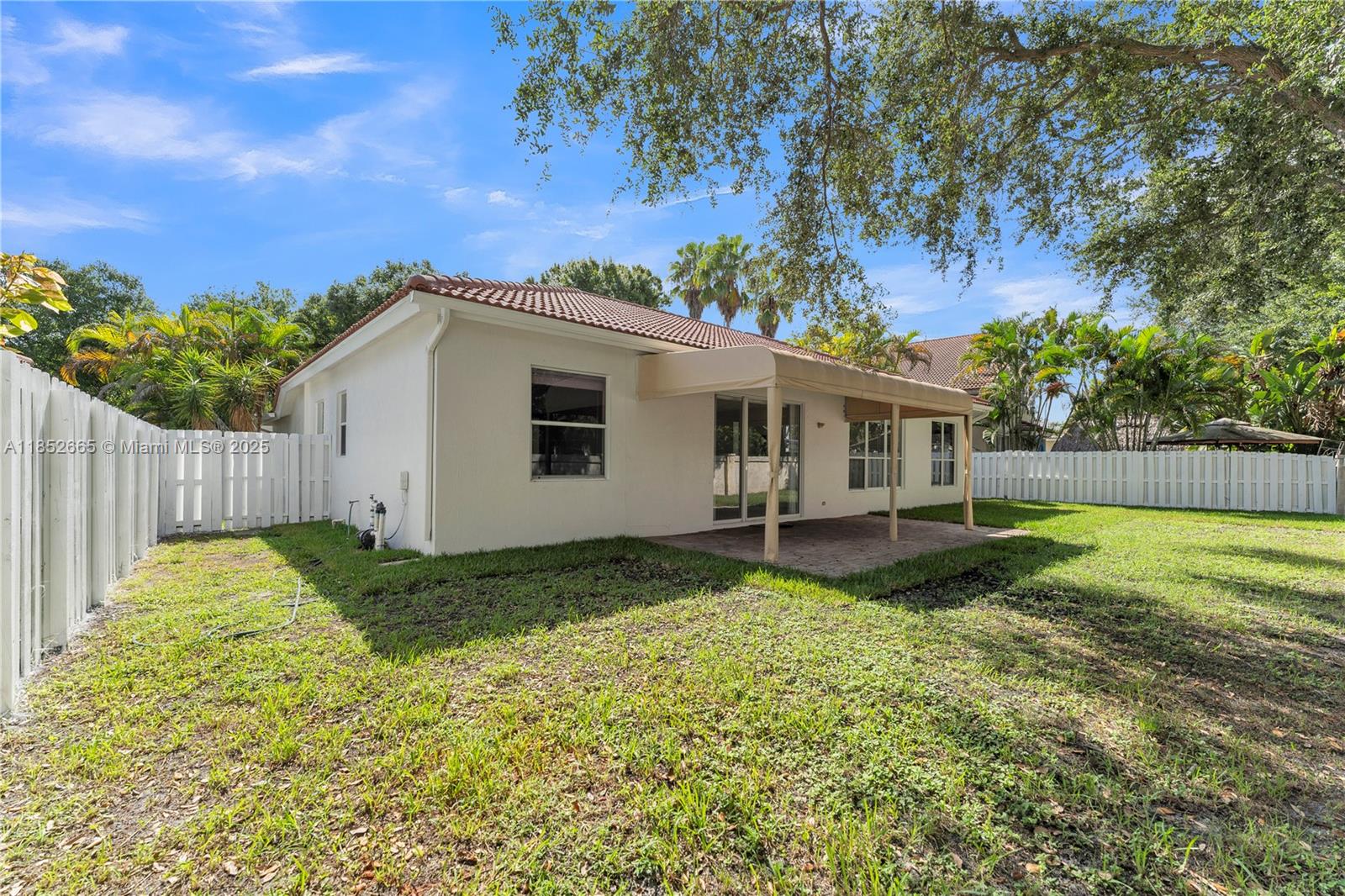 BANYAN OAKRIDGE PLAT - Residential