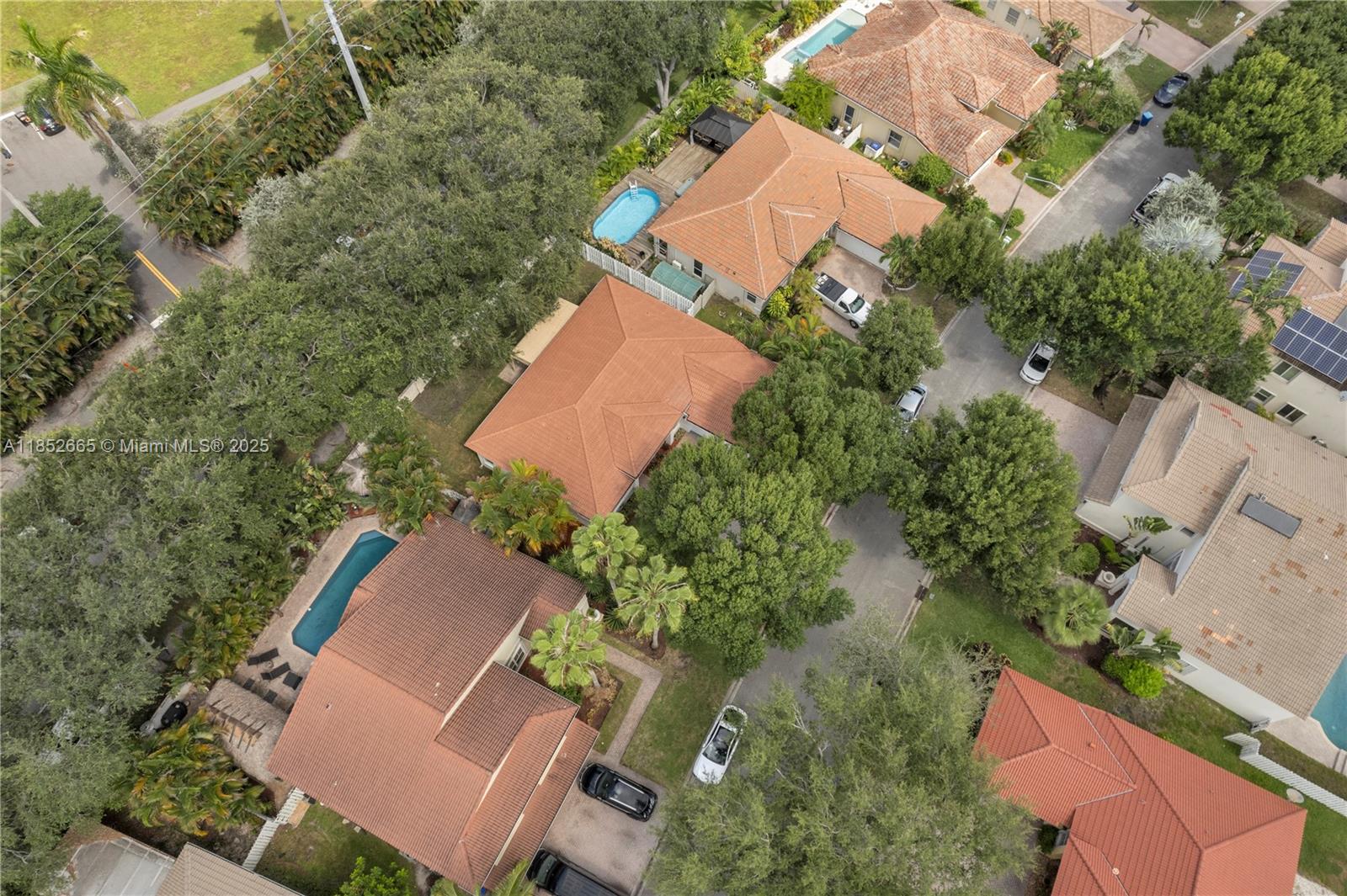 BANYAN OAKRIDGE PLAT - Residential