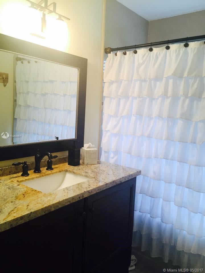 BRIDGEWATER AT PLANTATION - Residential