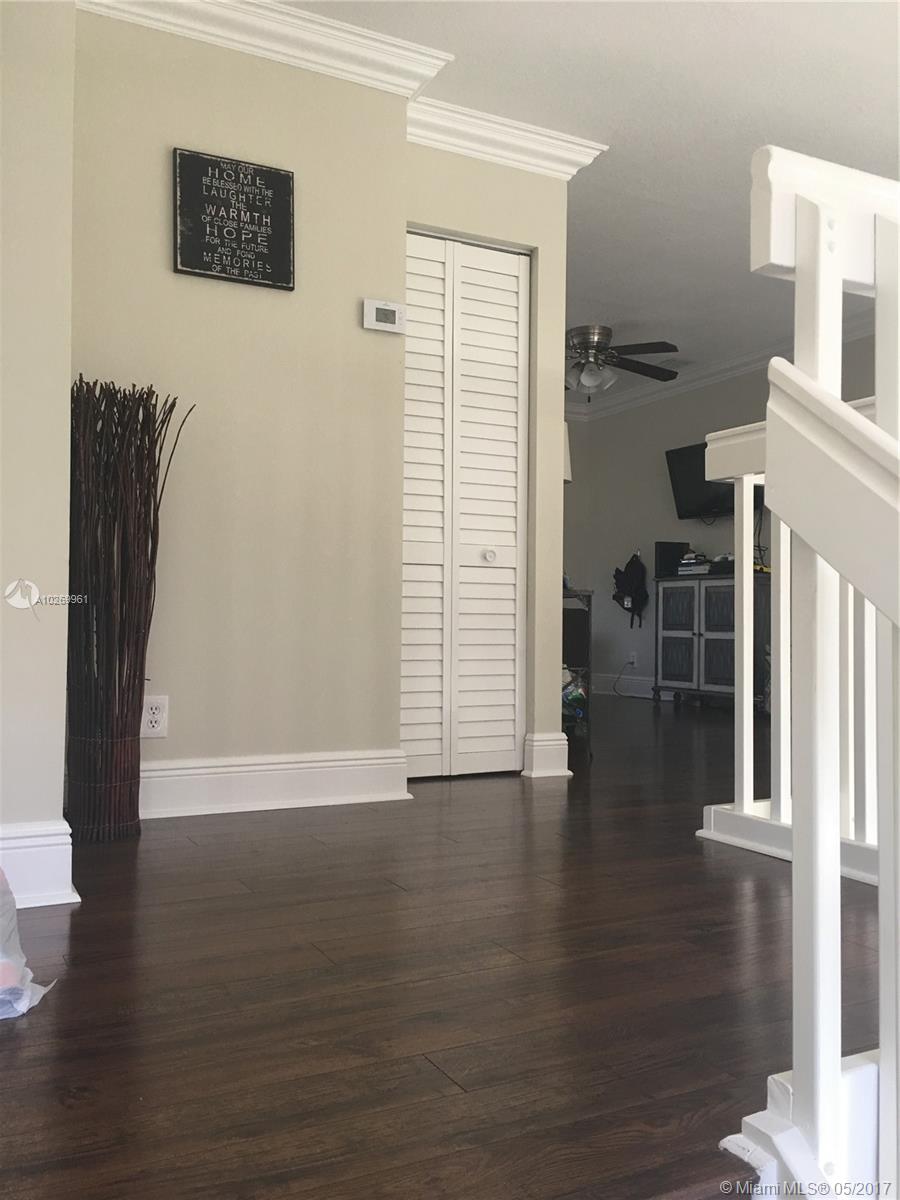 BRIDGEWATER AT PLANTATION - Residential