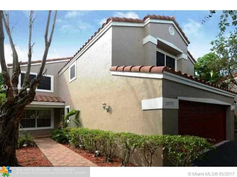 BRIDGEWATER AT PLANTATION - Residential