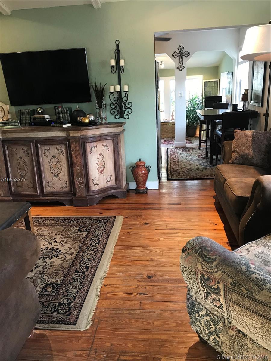 WILTON MANORS UNIT 1 - Residential